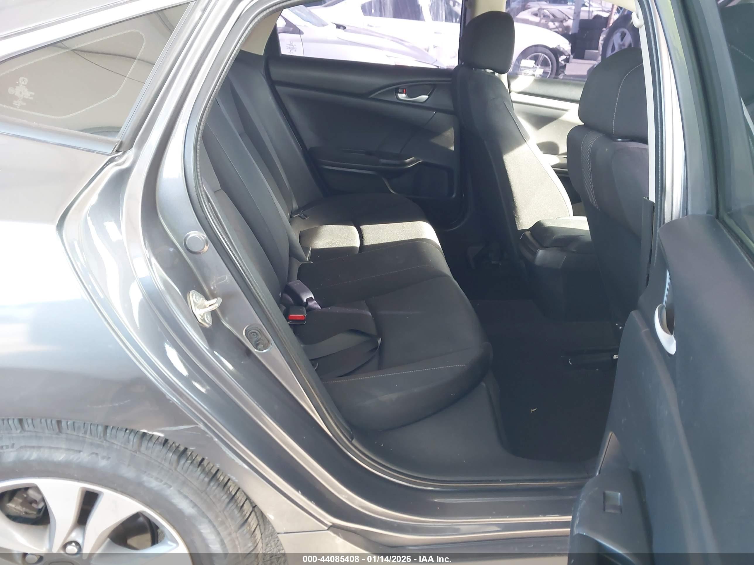 HONDA CIVIC image 8
