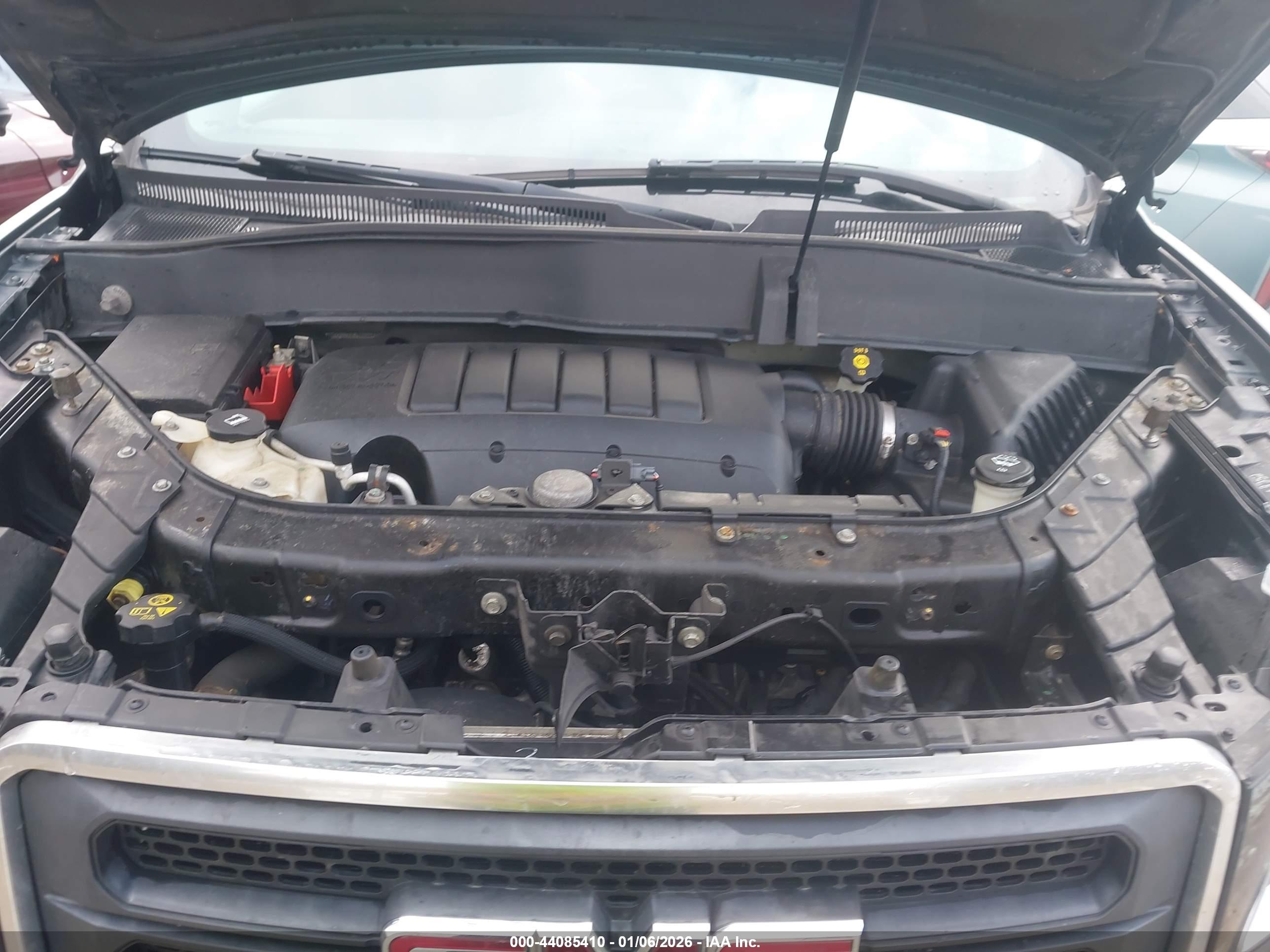 GMC ACADIA image 10