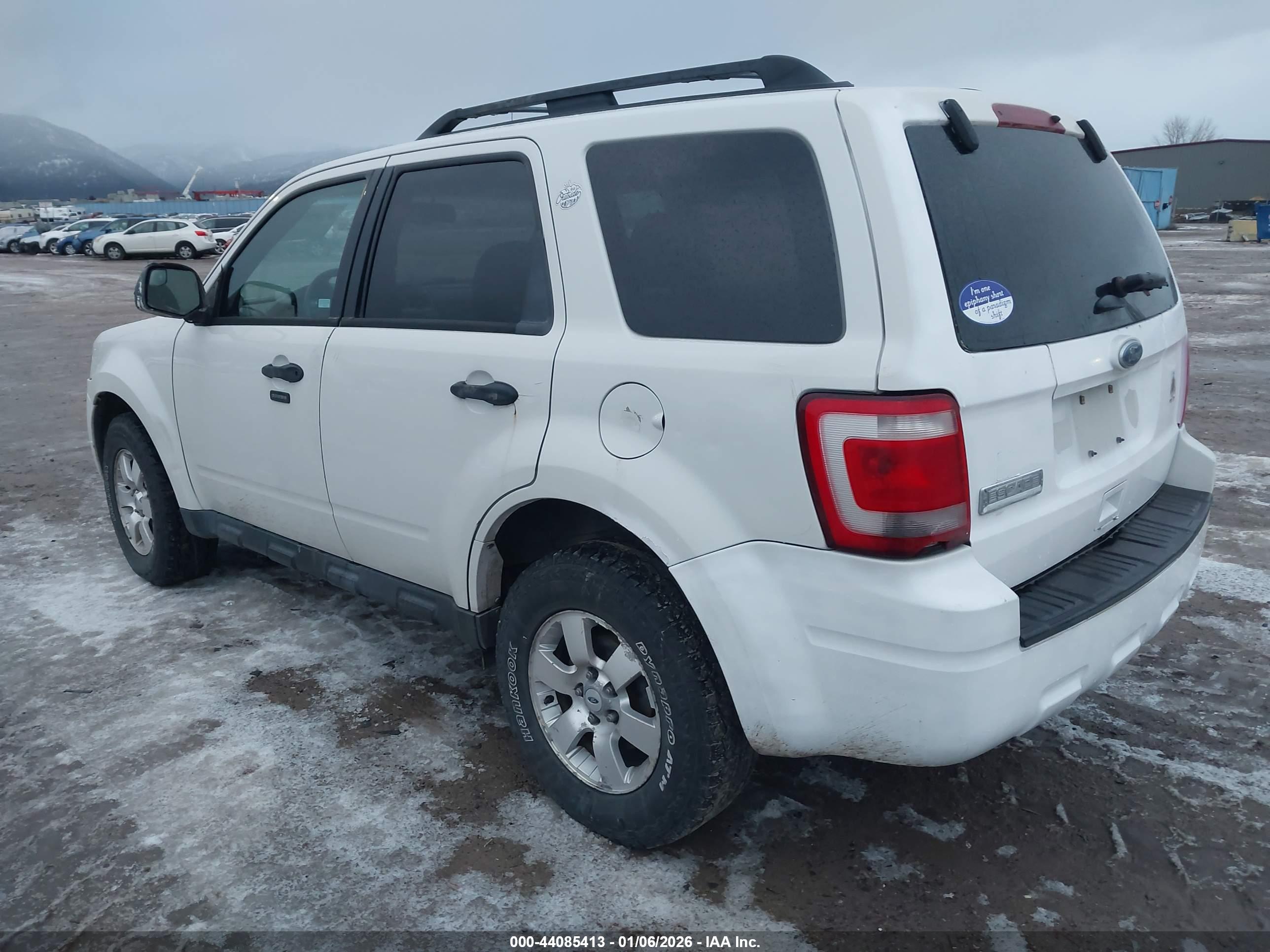 FORD ESCAPE image 3