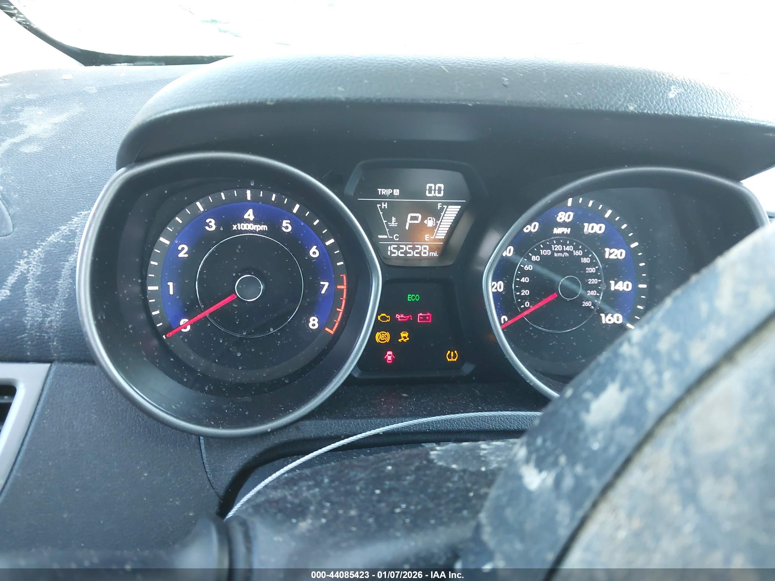 HYUNDAI ELANTRA image 7