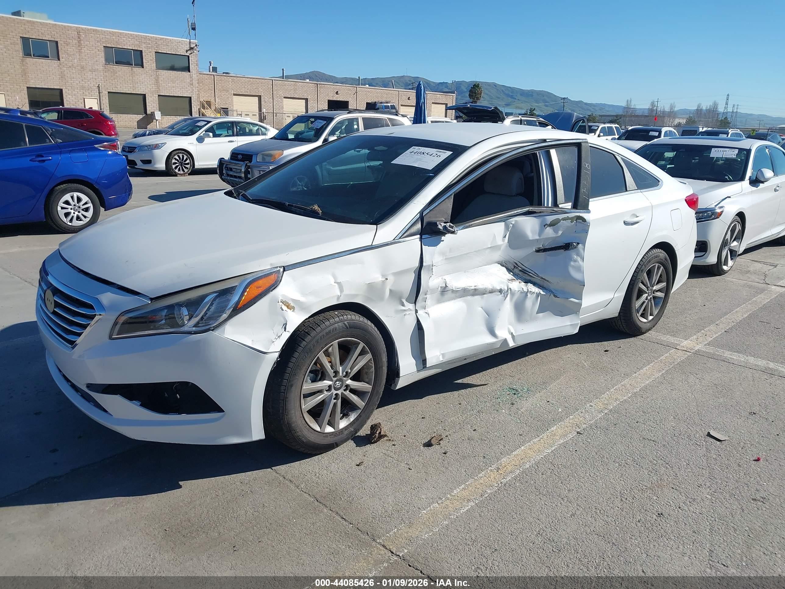HYUNDAI SONATA image 2