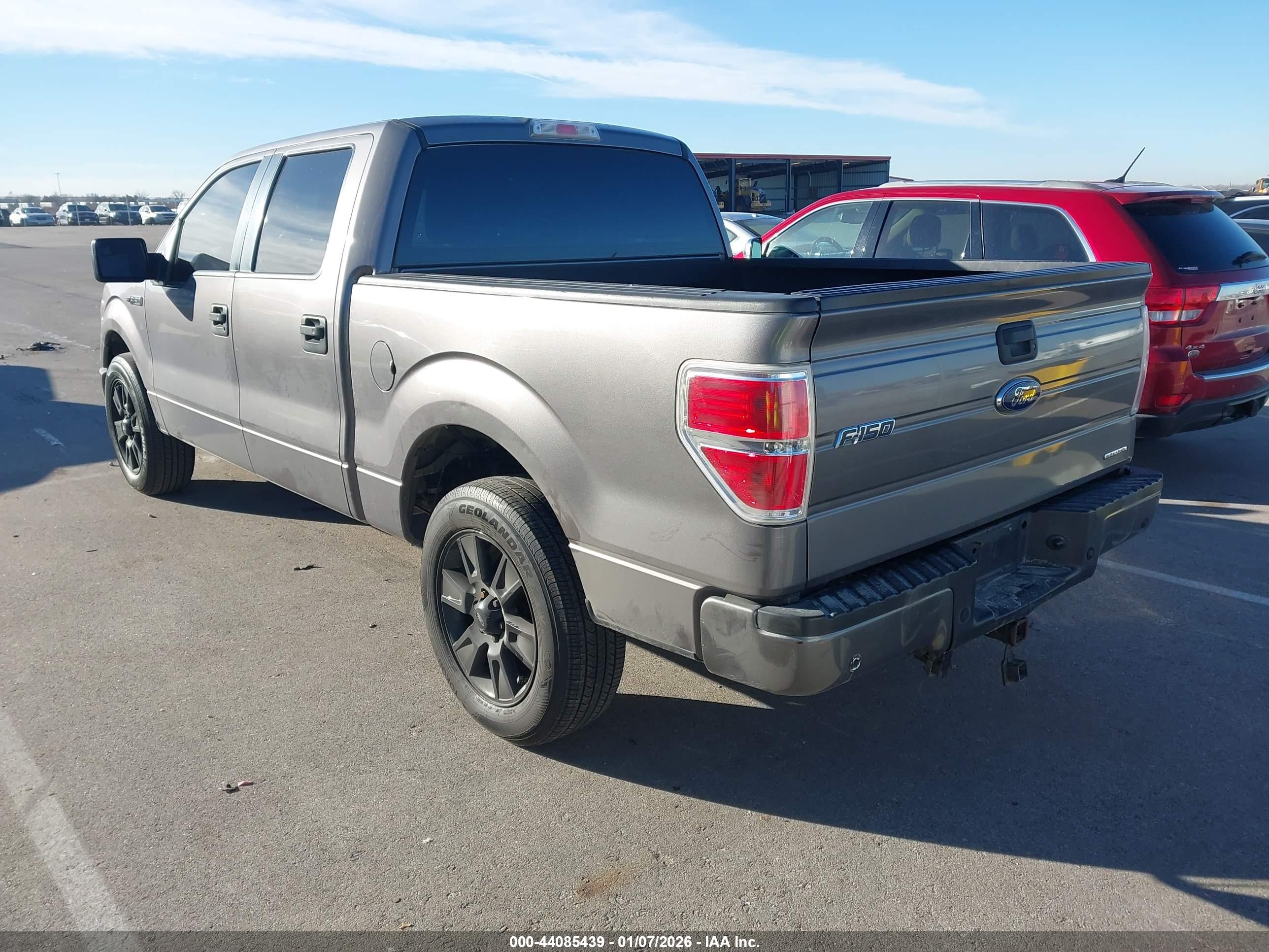 FORD F-150 image 3