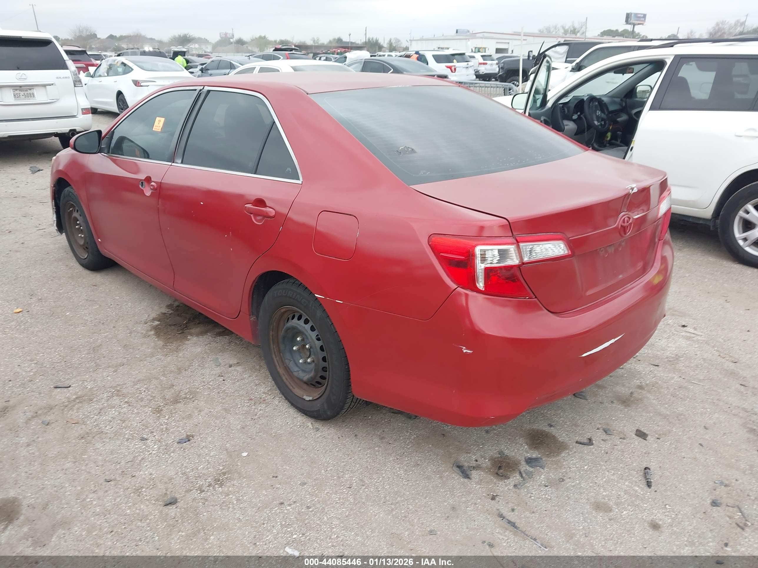 TOYOTA CAMRY image 3