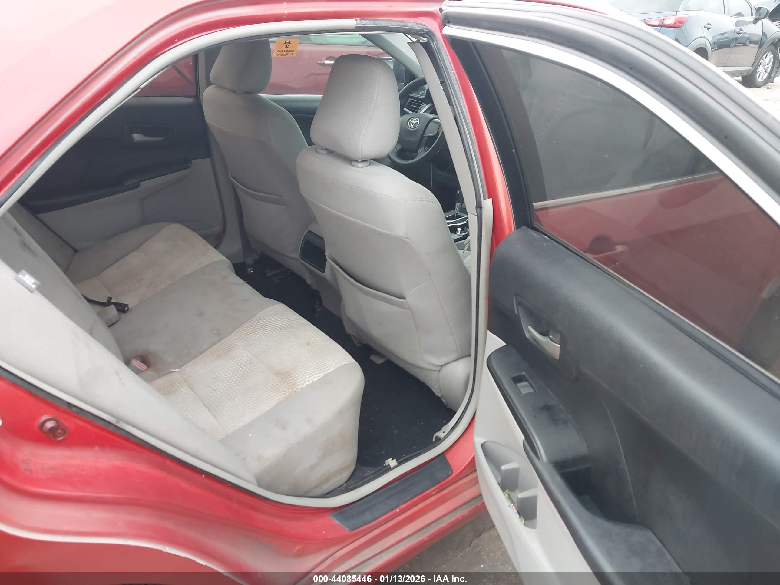 TOYOTA CAMRY image 8