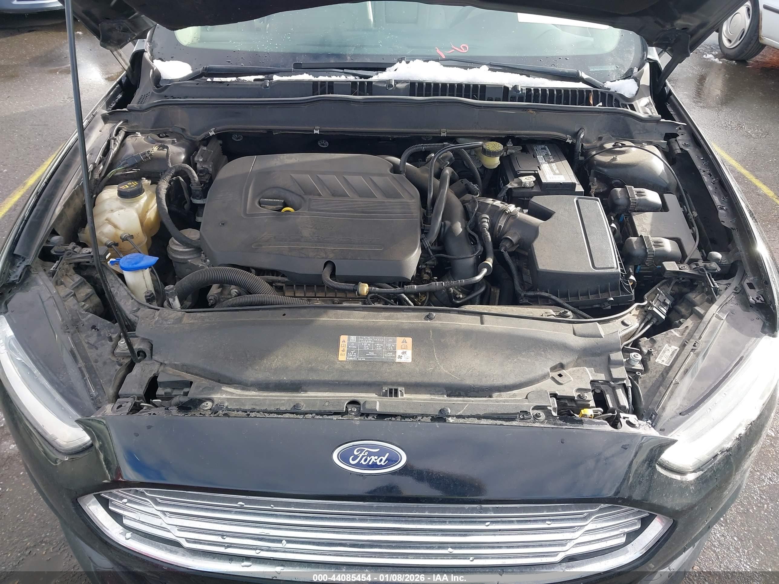 FORD FUSION image 10