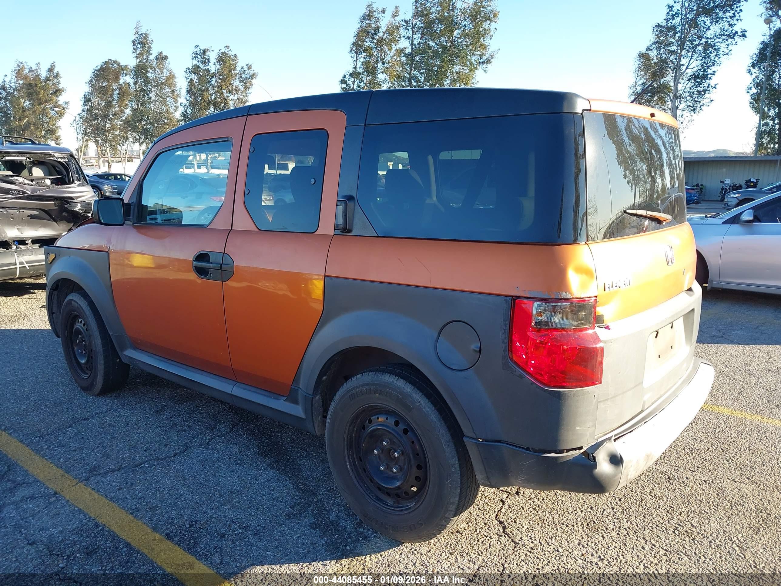 HONDA ELEMENT image 3