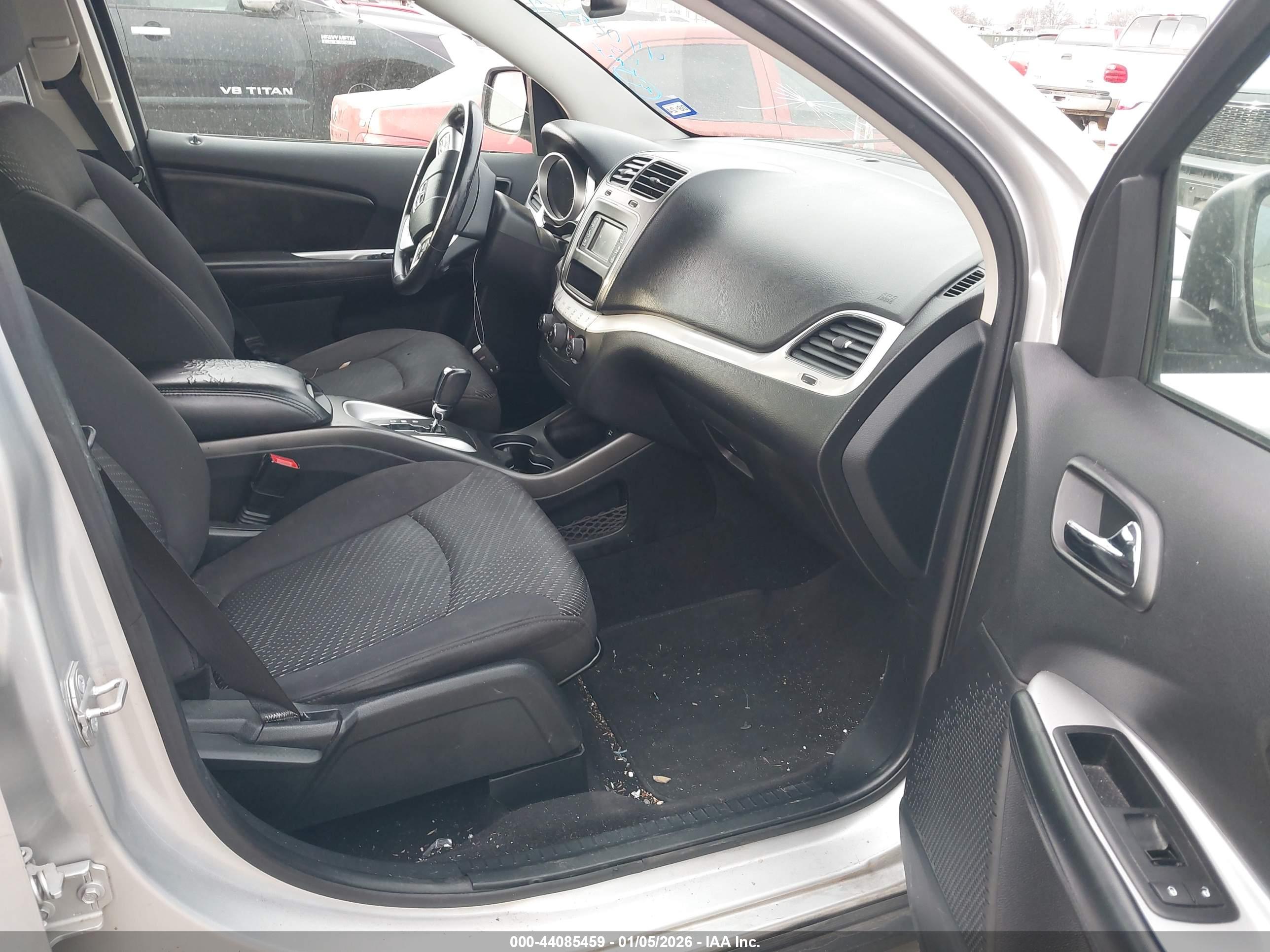 DODGE JOURNEY image 5
