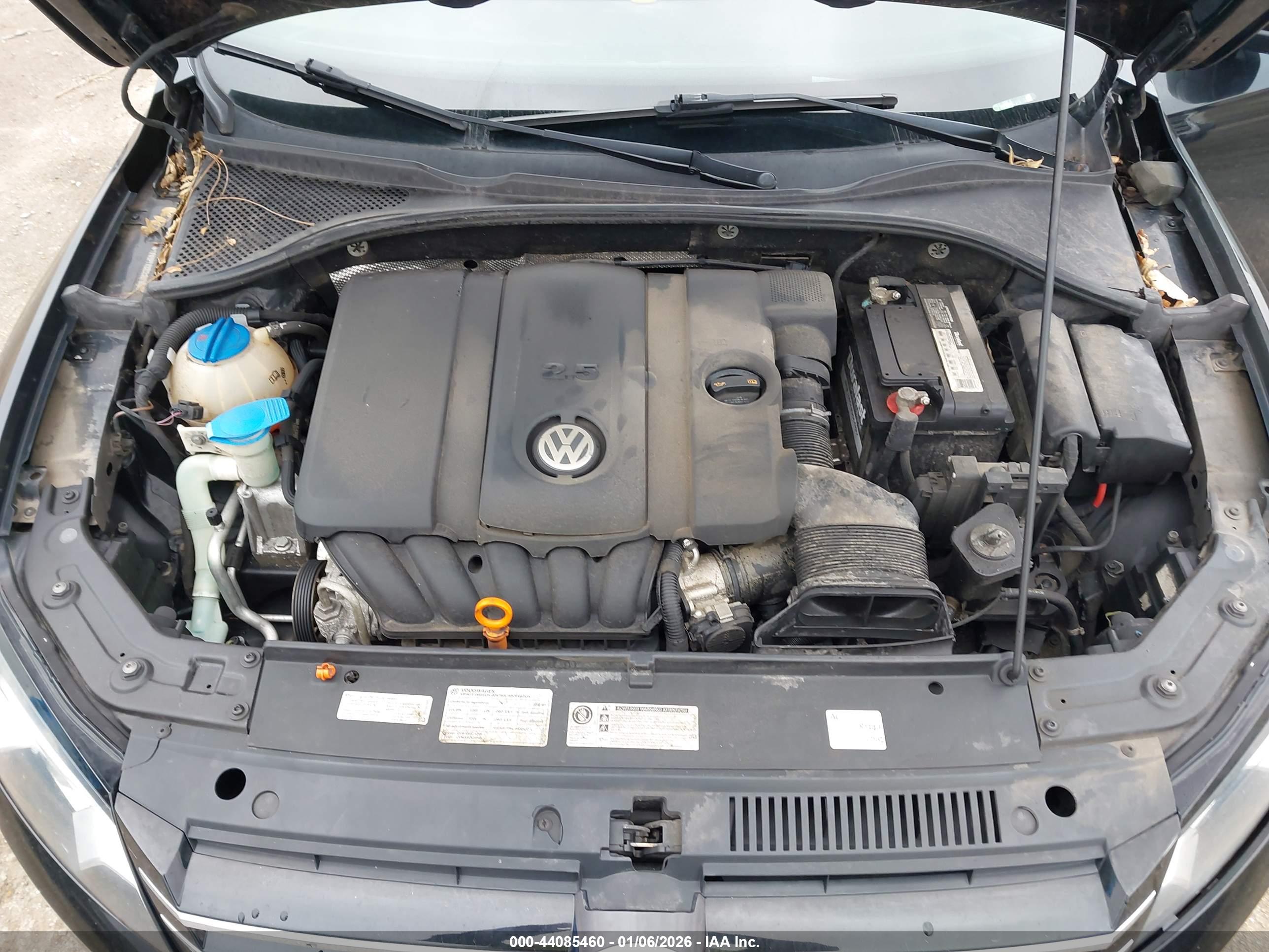 VOLKSWAGEN PASSAT image 10