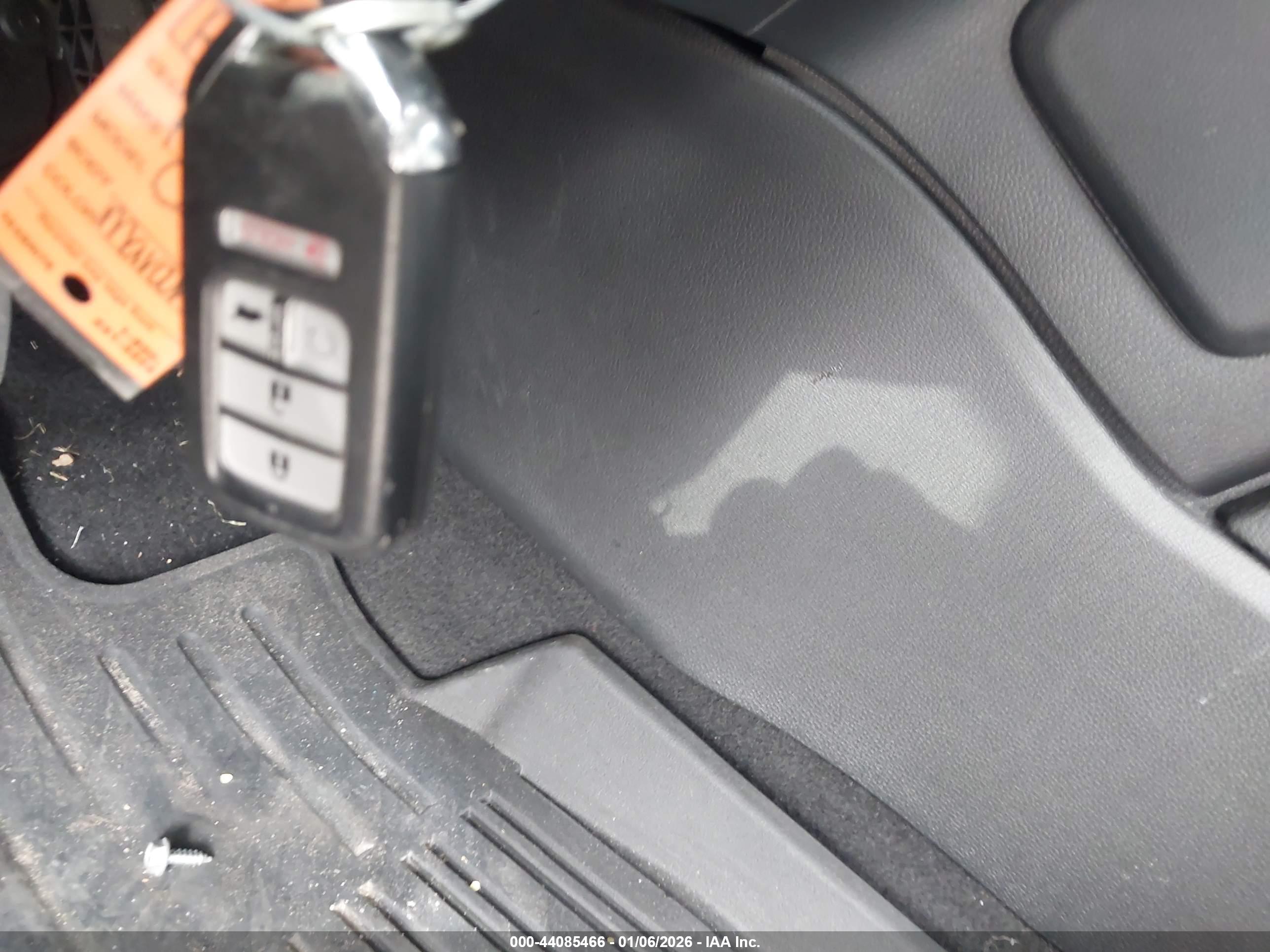 HONDA CR-V image 11