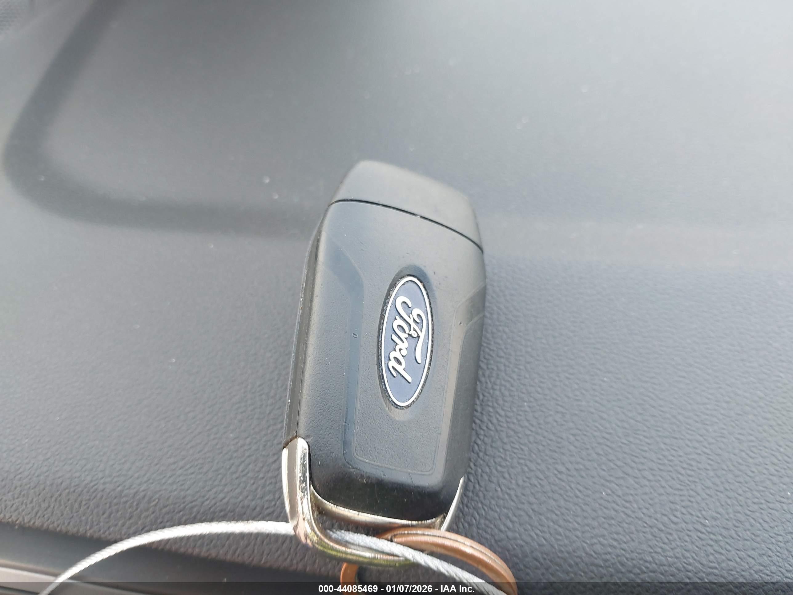 FORD ESCAPE image 11