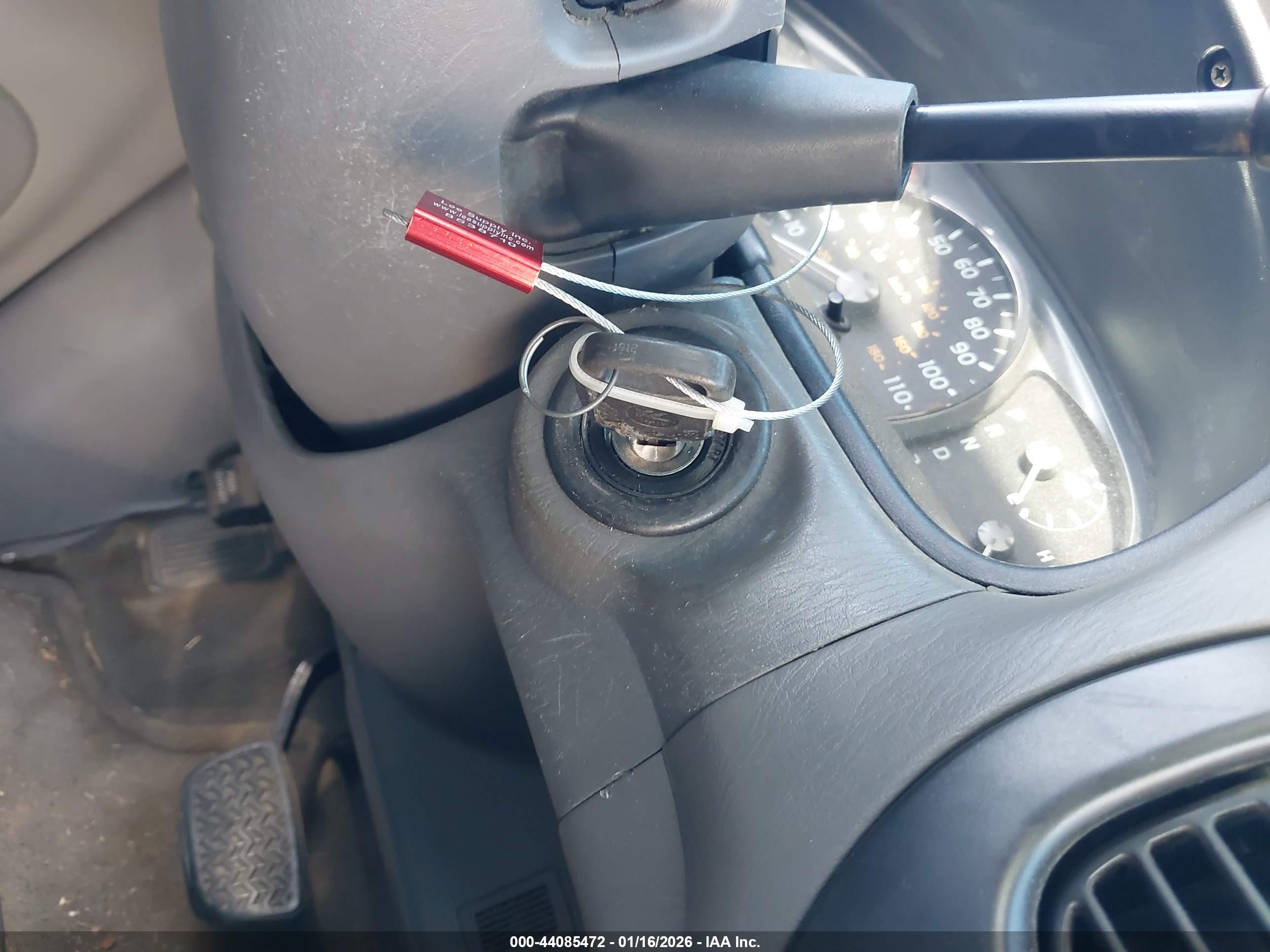 TOYOTA SEQUOIA image 11