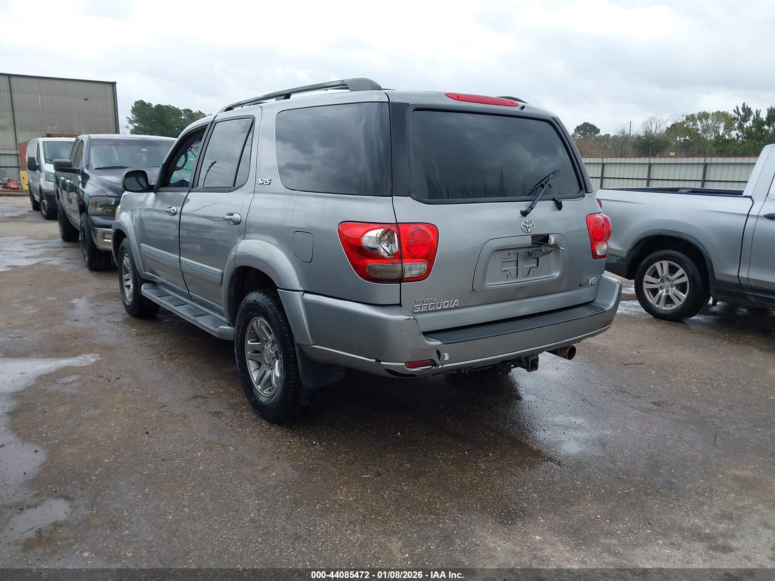 TOYOTA SEQUOIA image 3