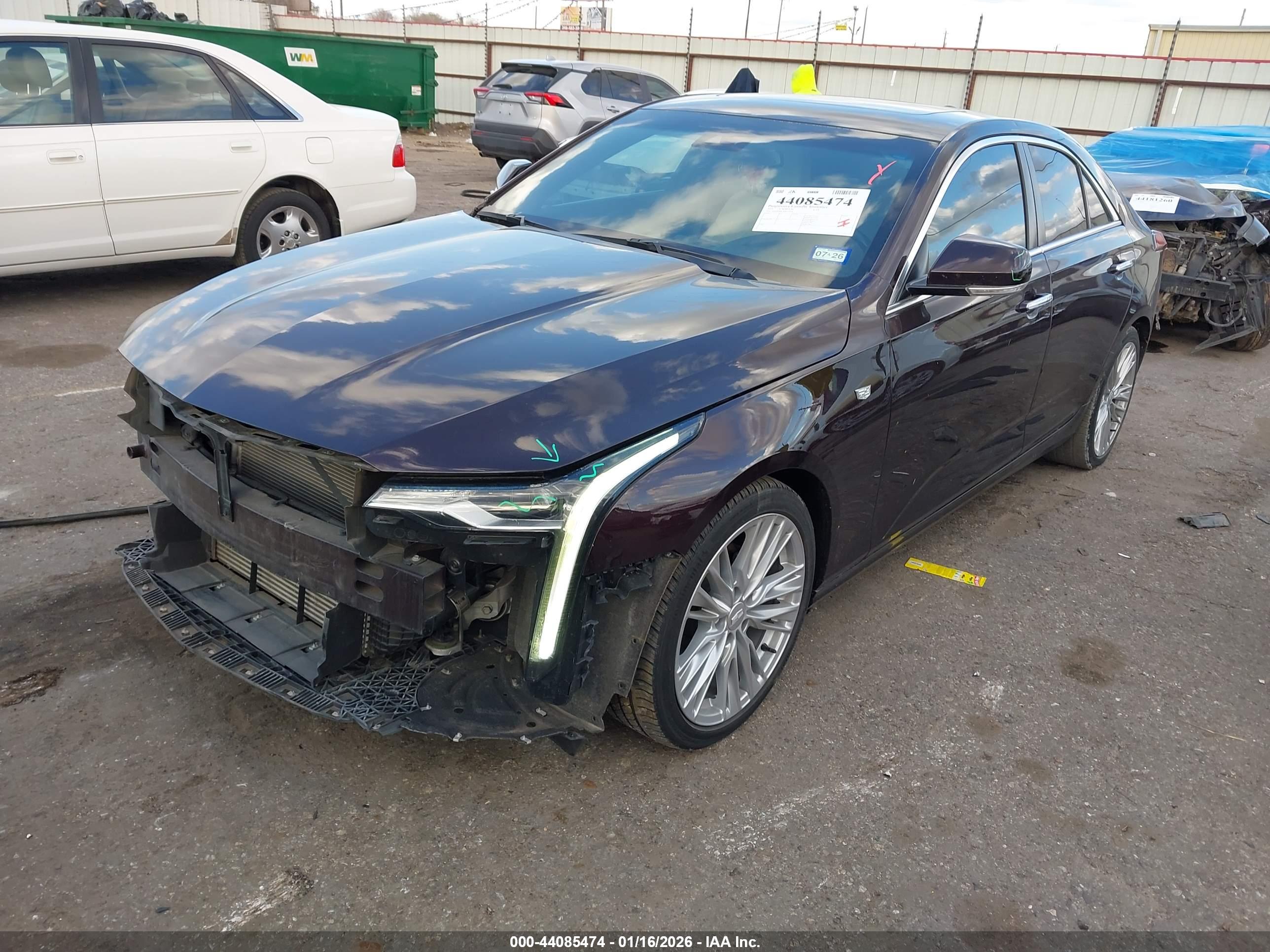 CADILLAC CT4 image 2