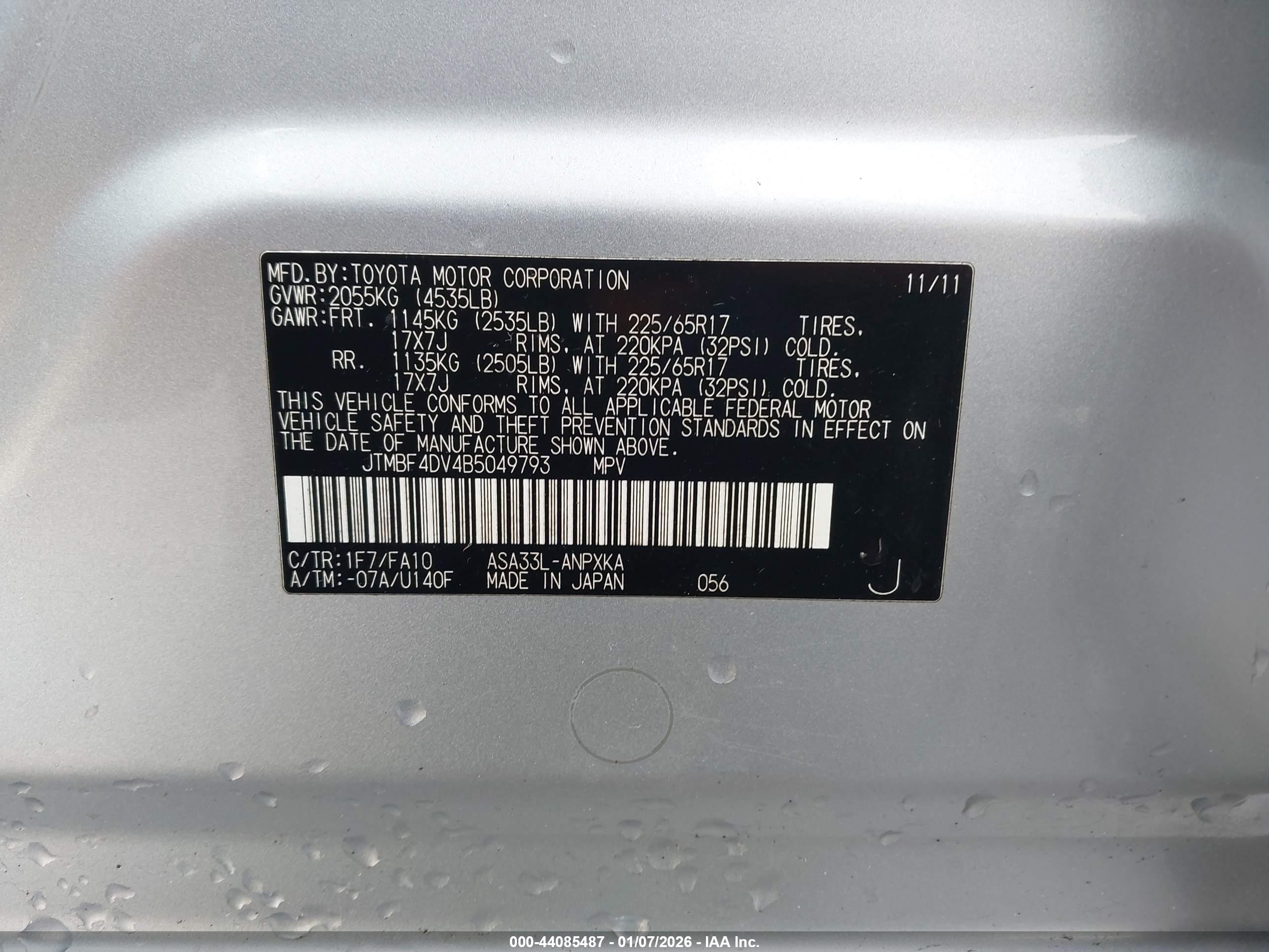 TOYOTA RAV4 image 9