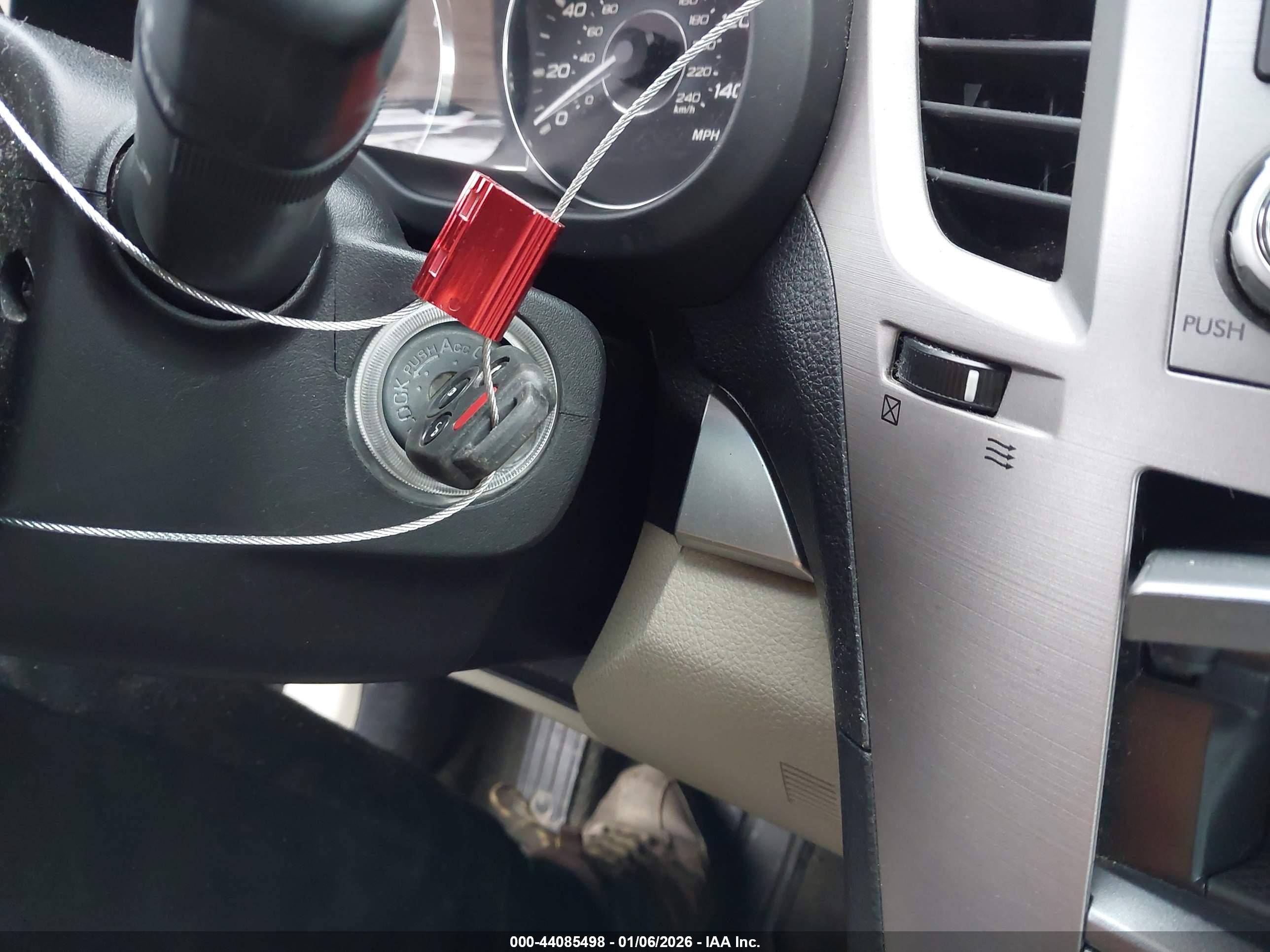 SUBARU OUTBACK image 11