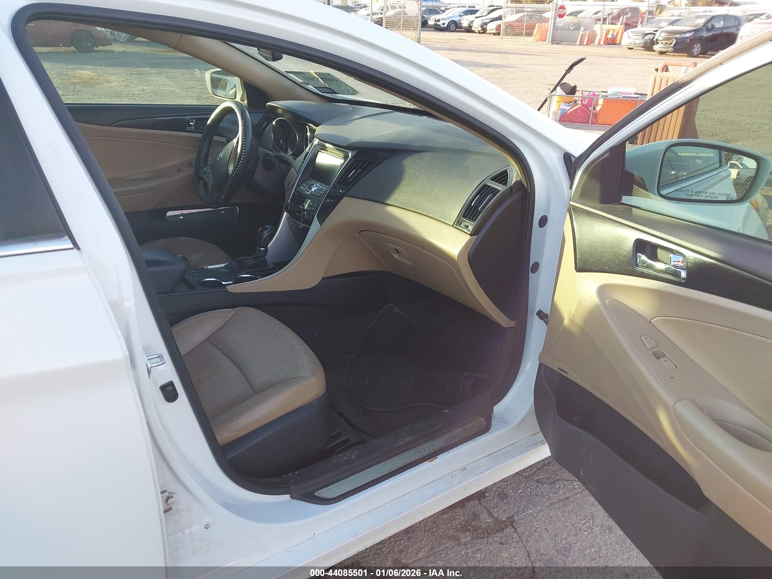 HYUNDAI SONATA image 5