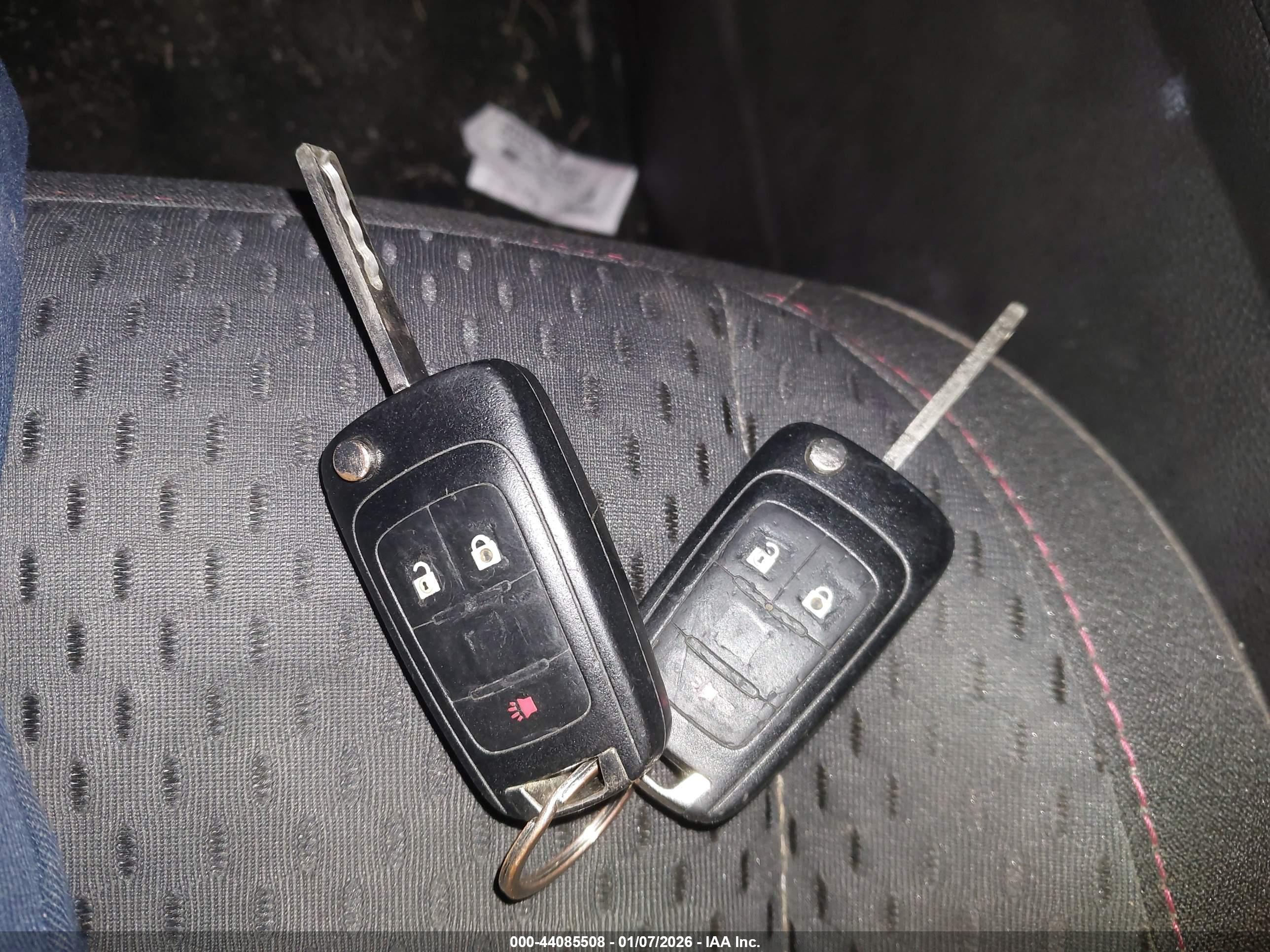 CHEVROLET EQUINOX image 11