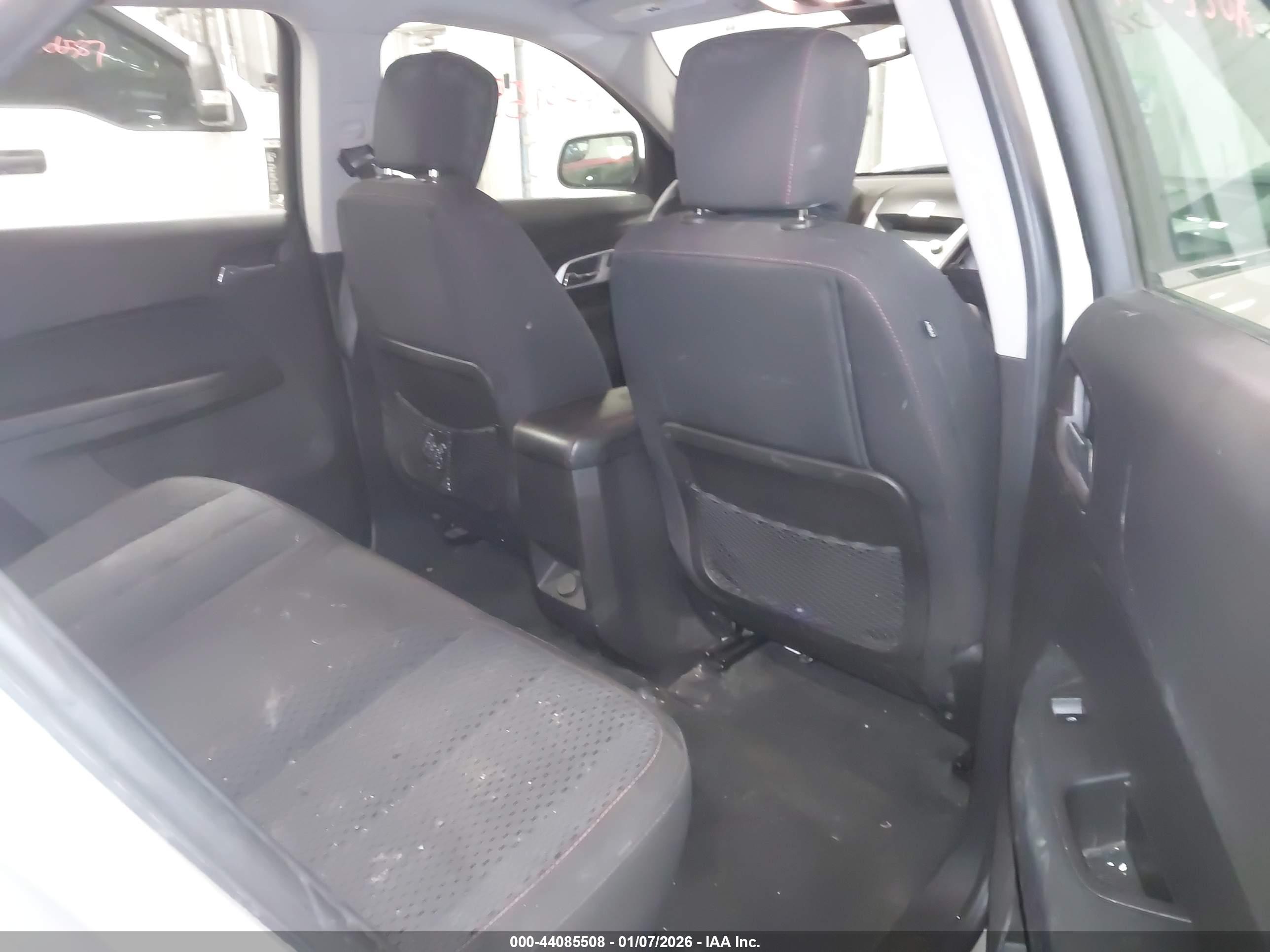 CHEVROLET EQUINOX image 8