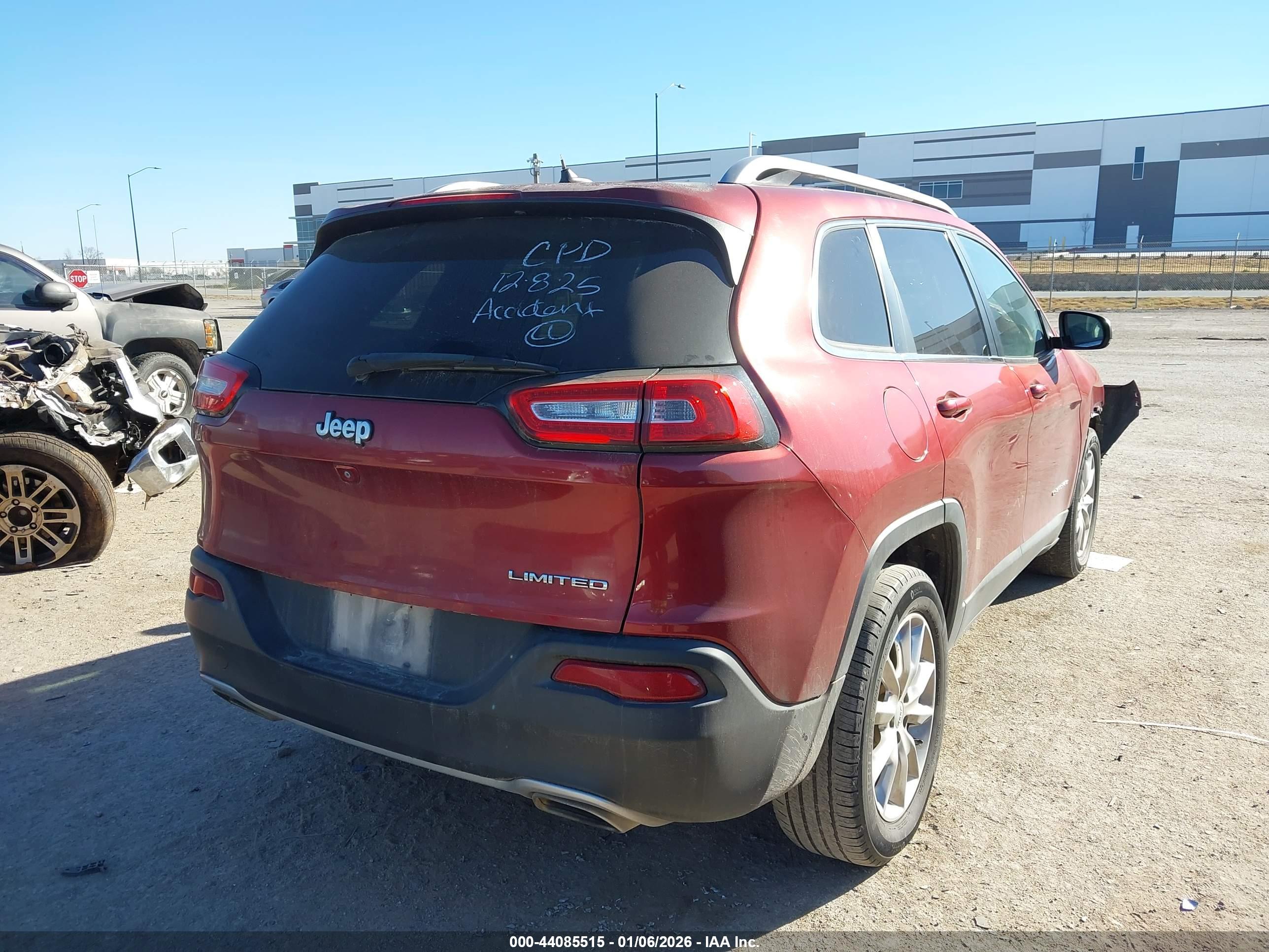 JEEP CHEROKEE image 4