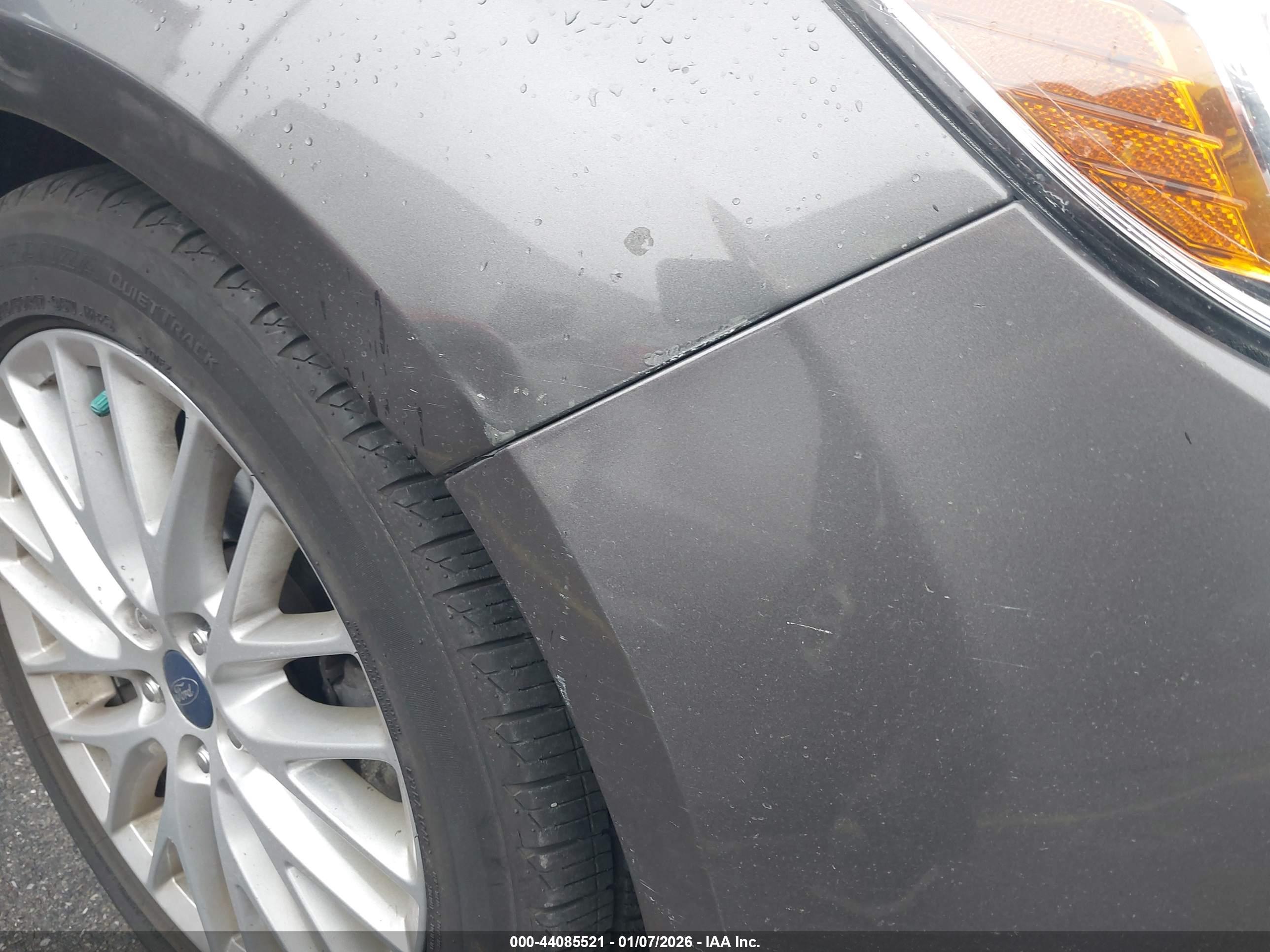 FORD FOCUS image 6