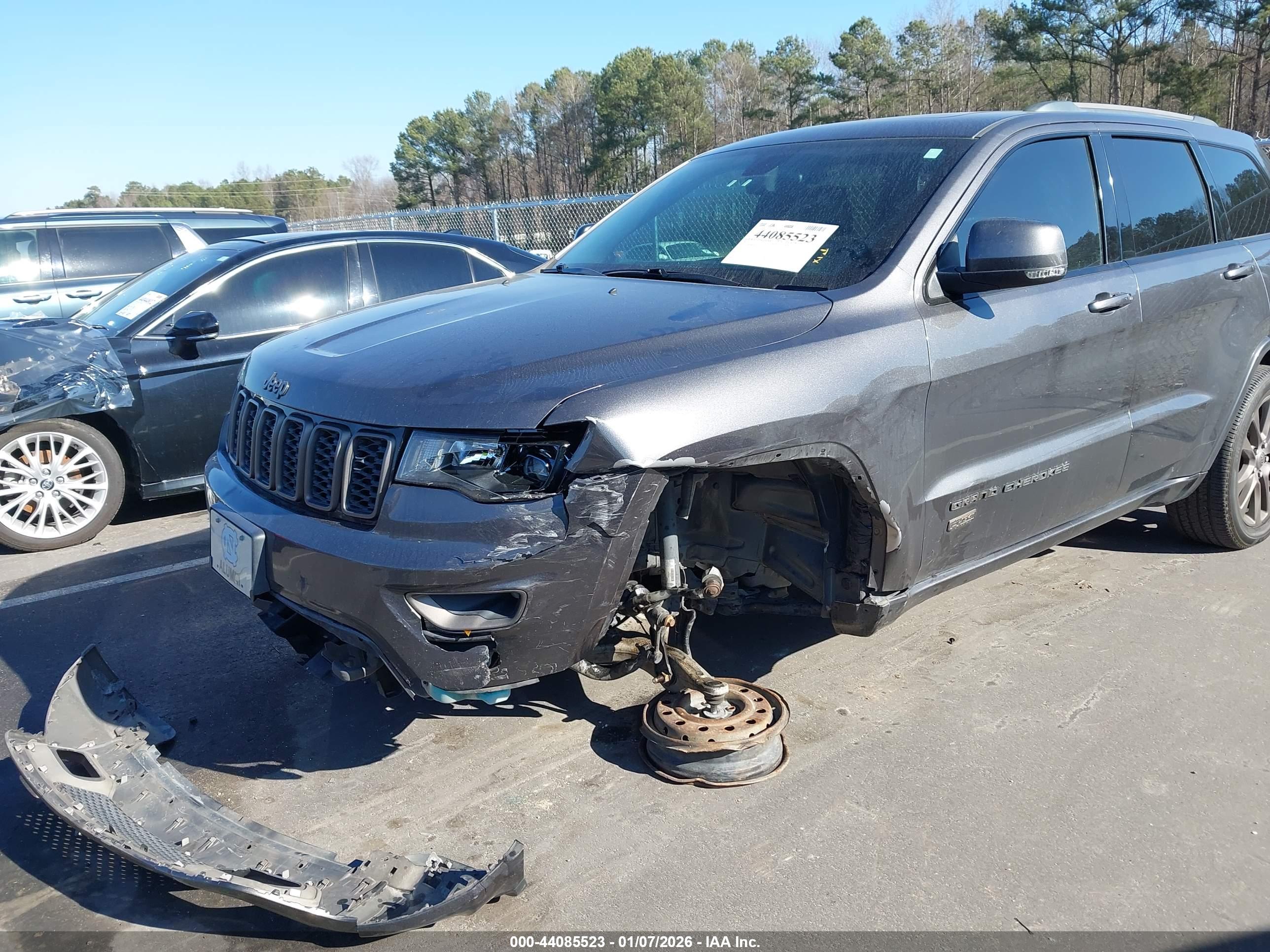 JEEP GRAND image 6