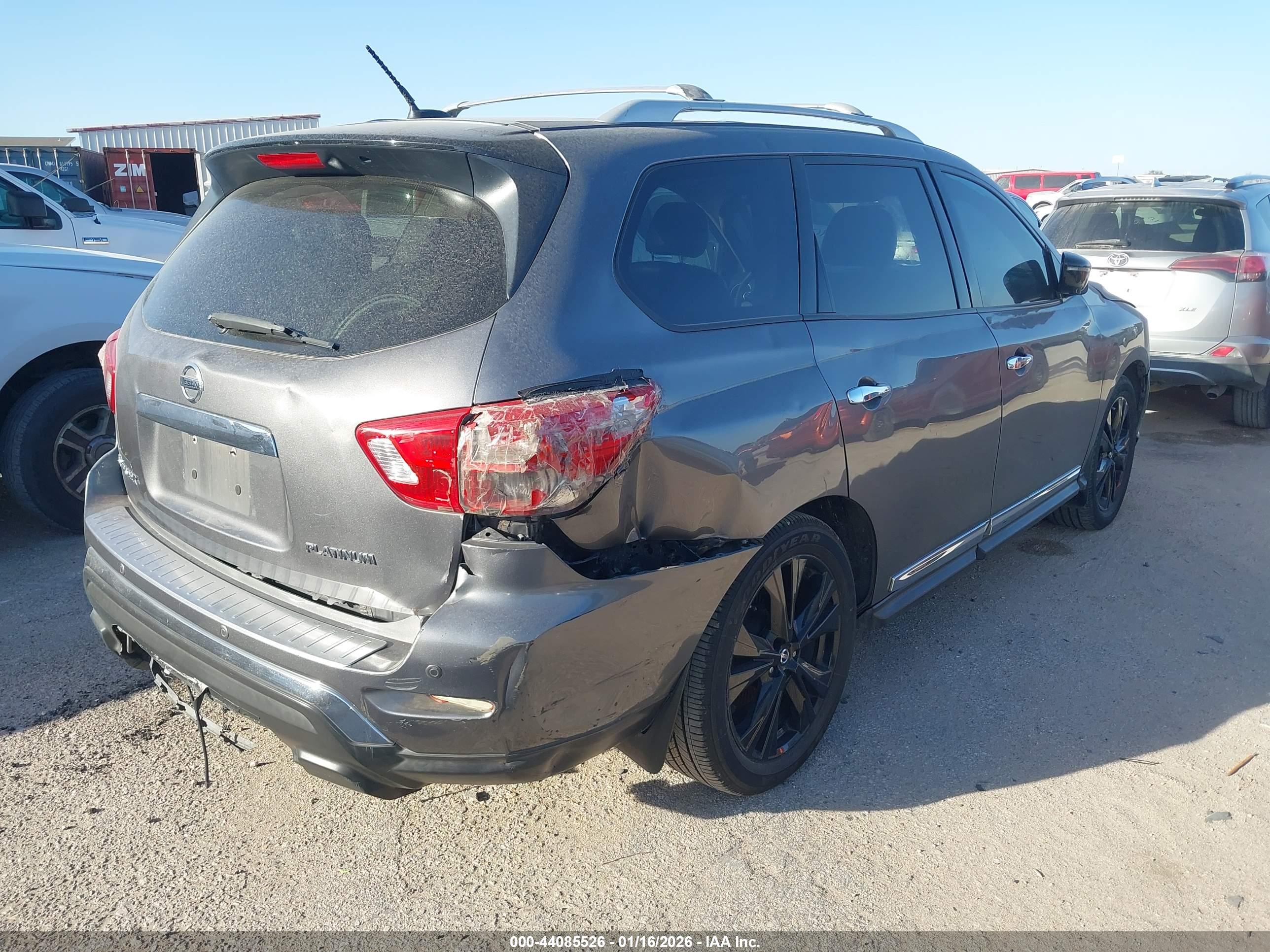NISSAN PATHFINDER image 4