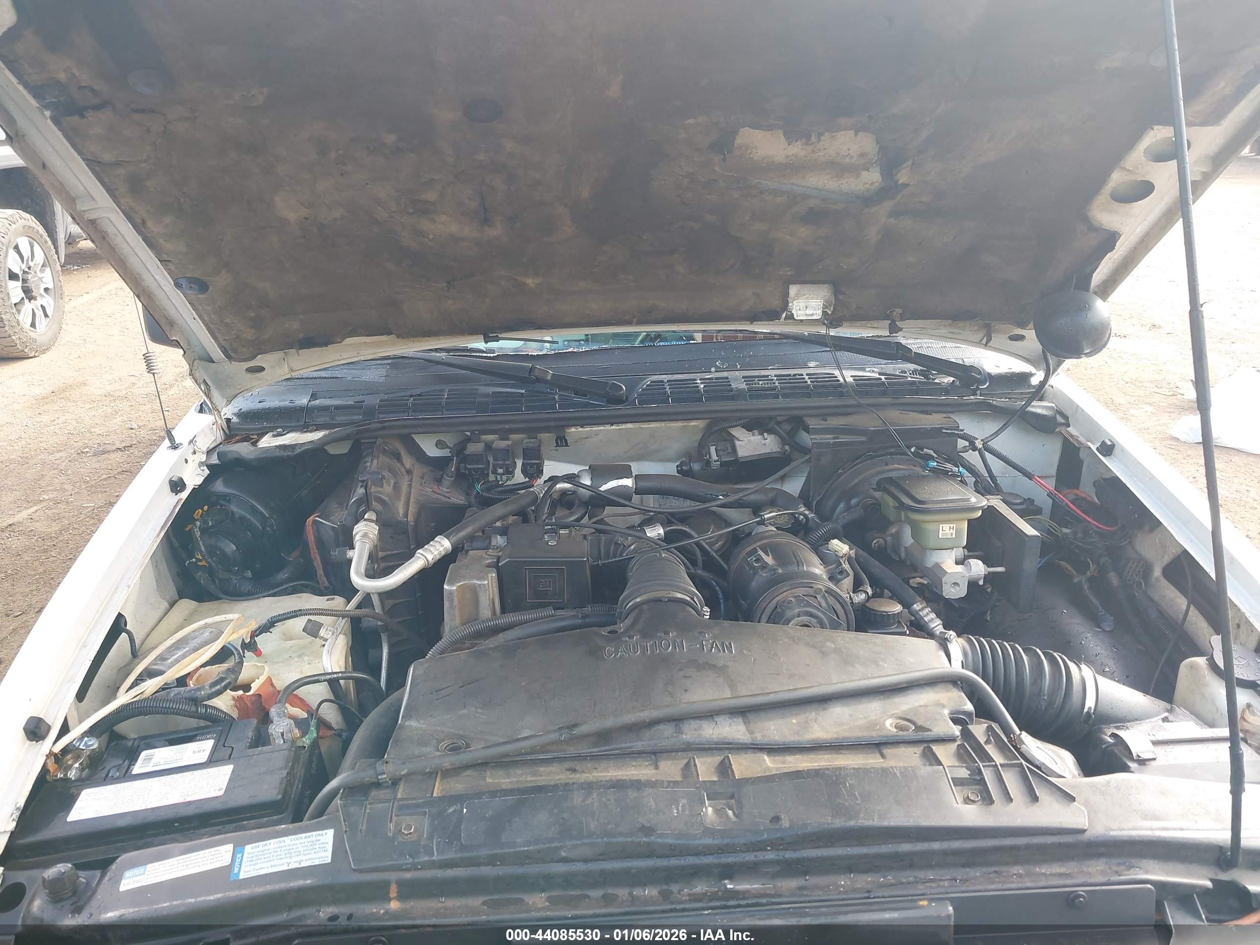 CHEVROLET S image 10