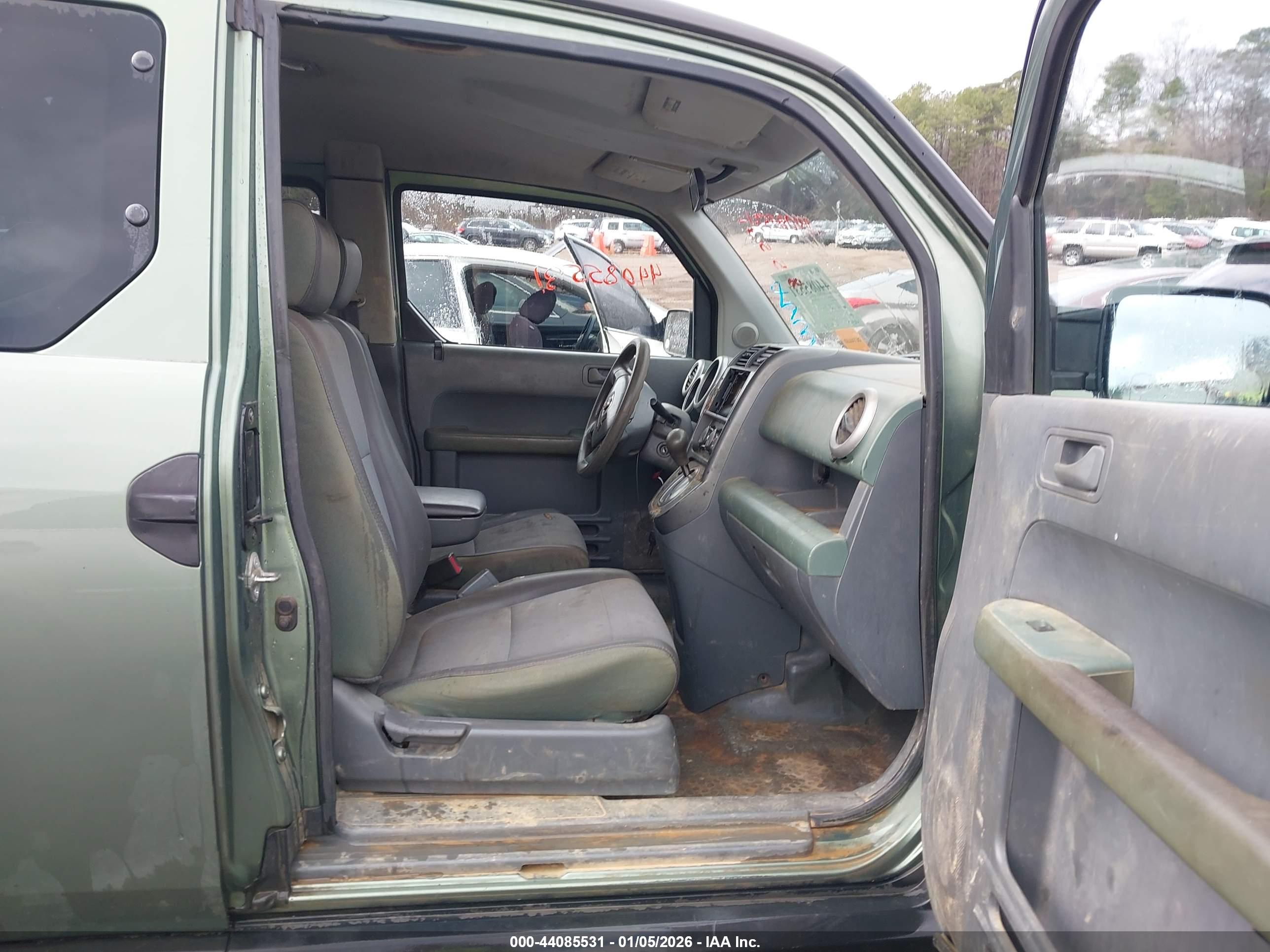 HONDA ELEMENT image 5