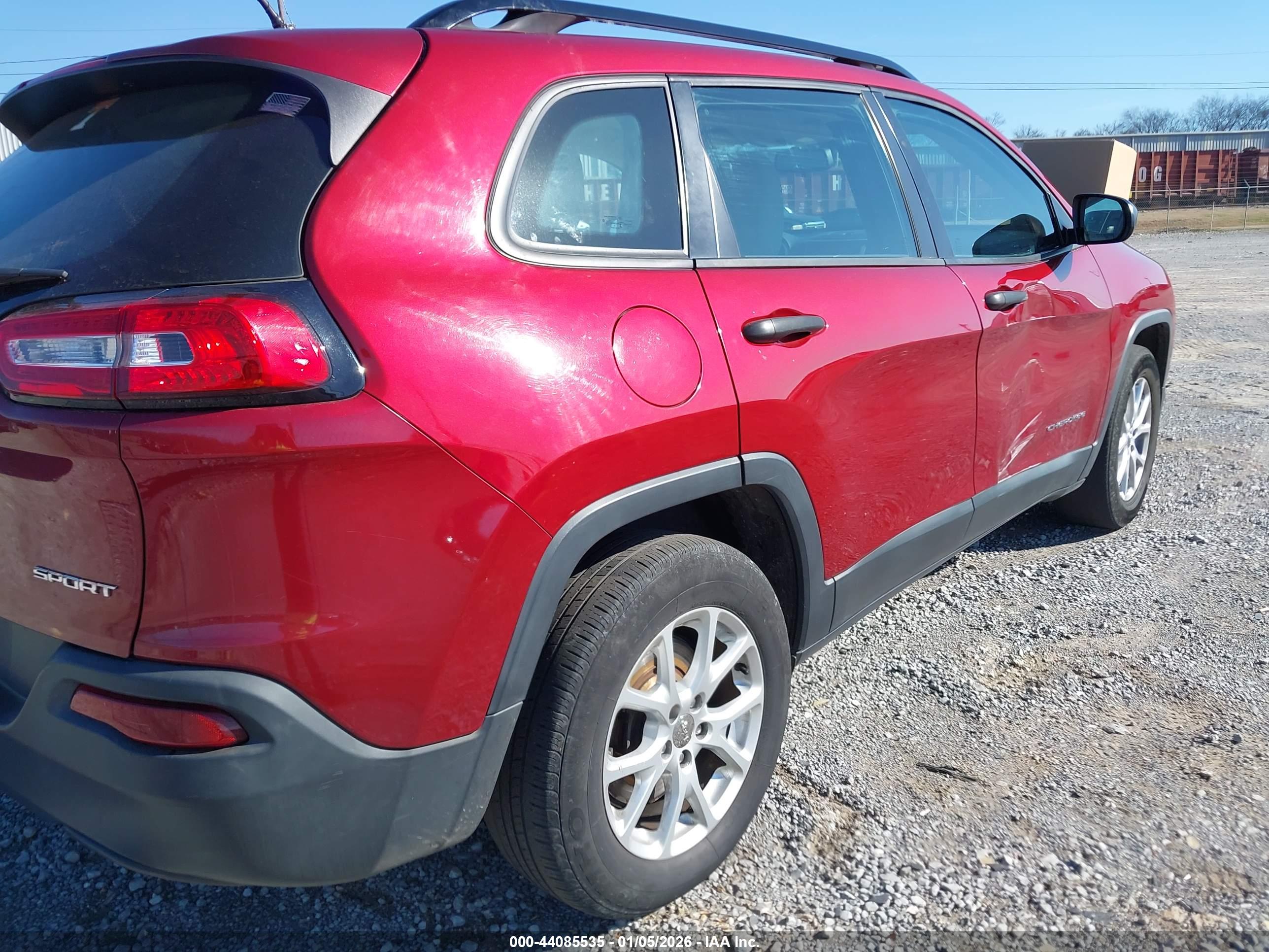 JEEP CHEROKEE image 4