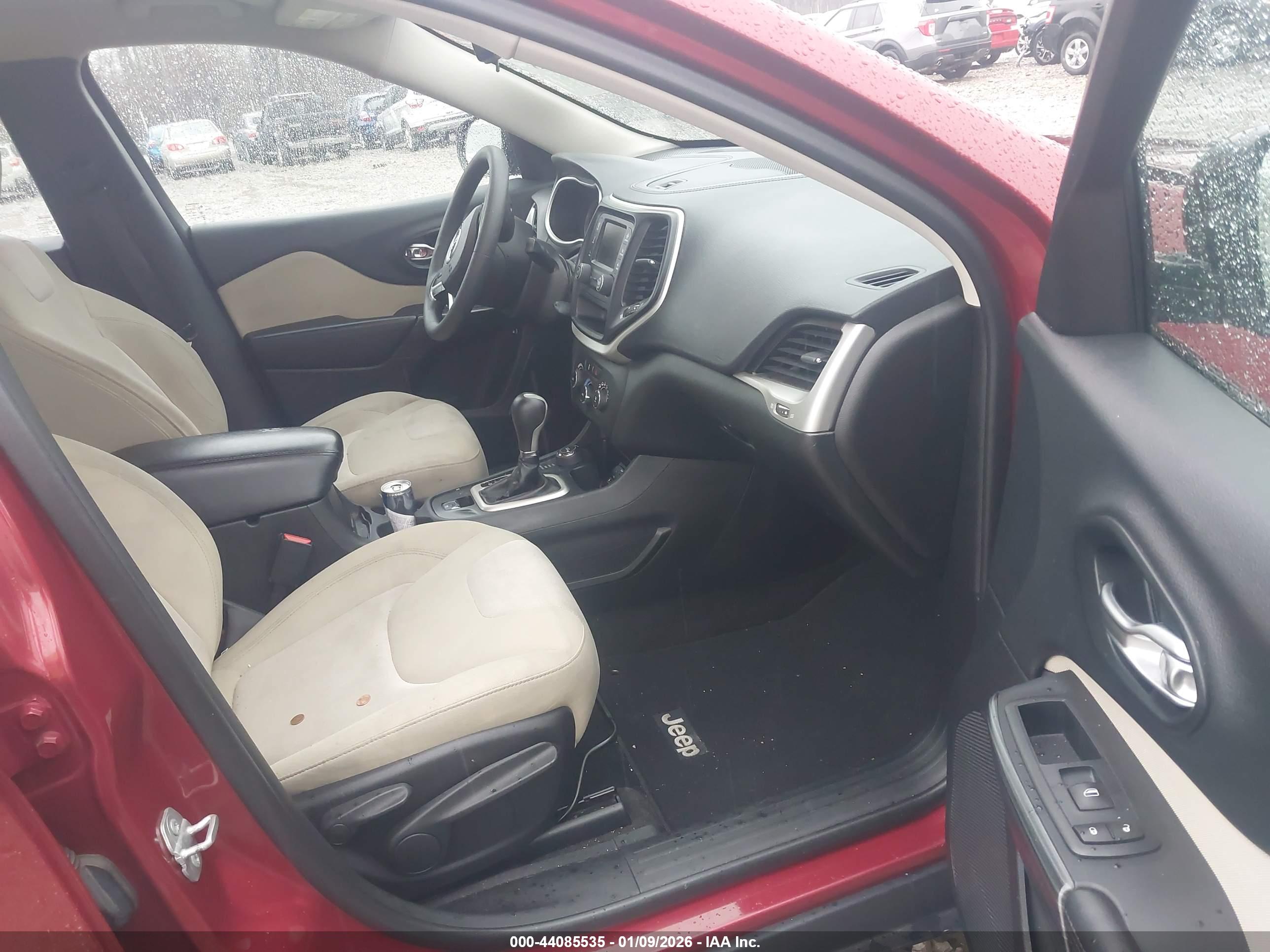 JEEP CHEROKEE image 5