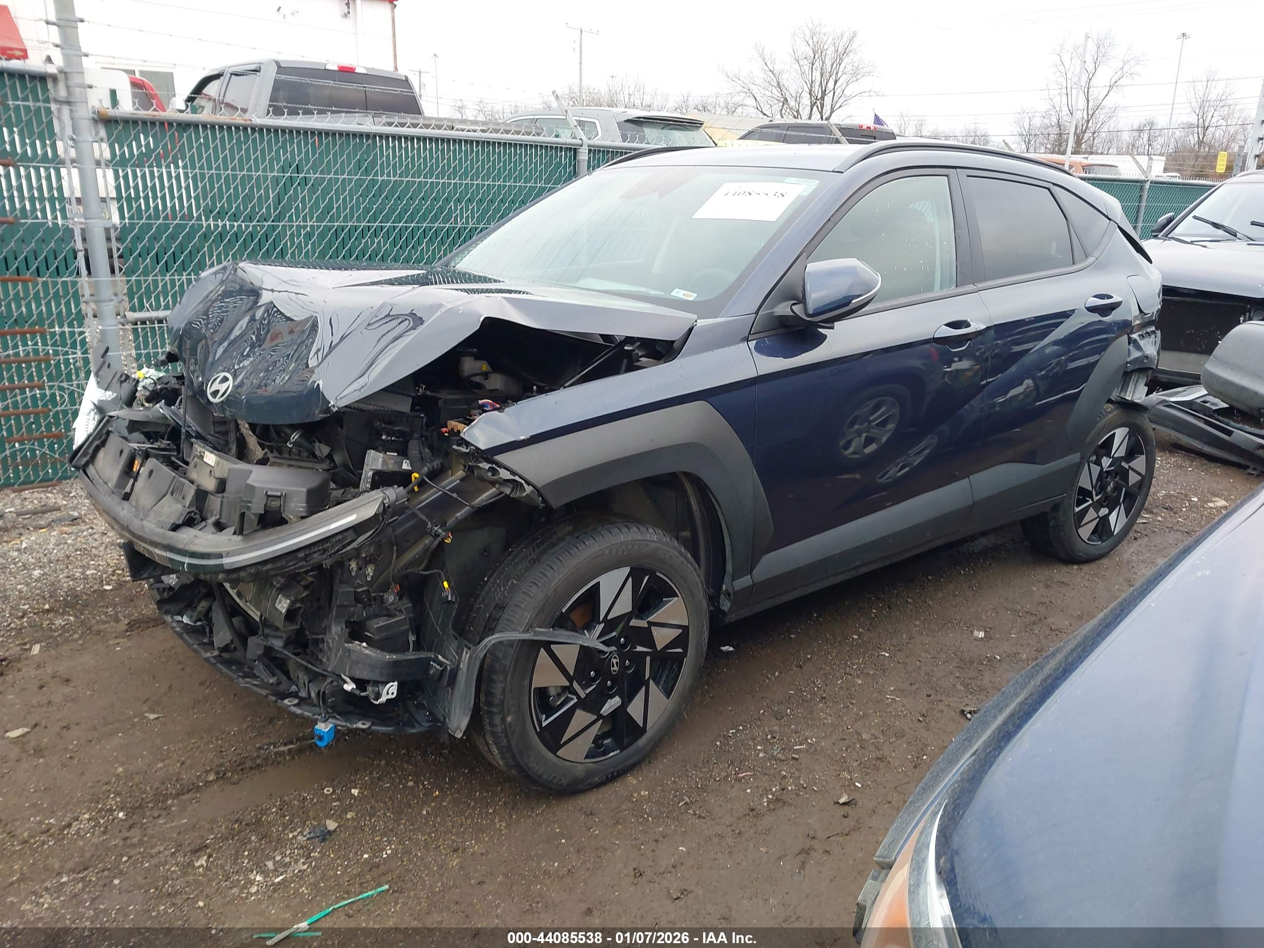HYUNDAI KONA image 2