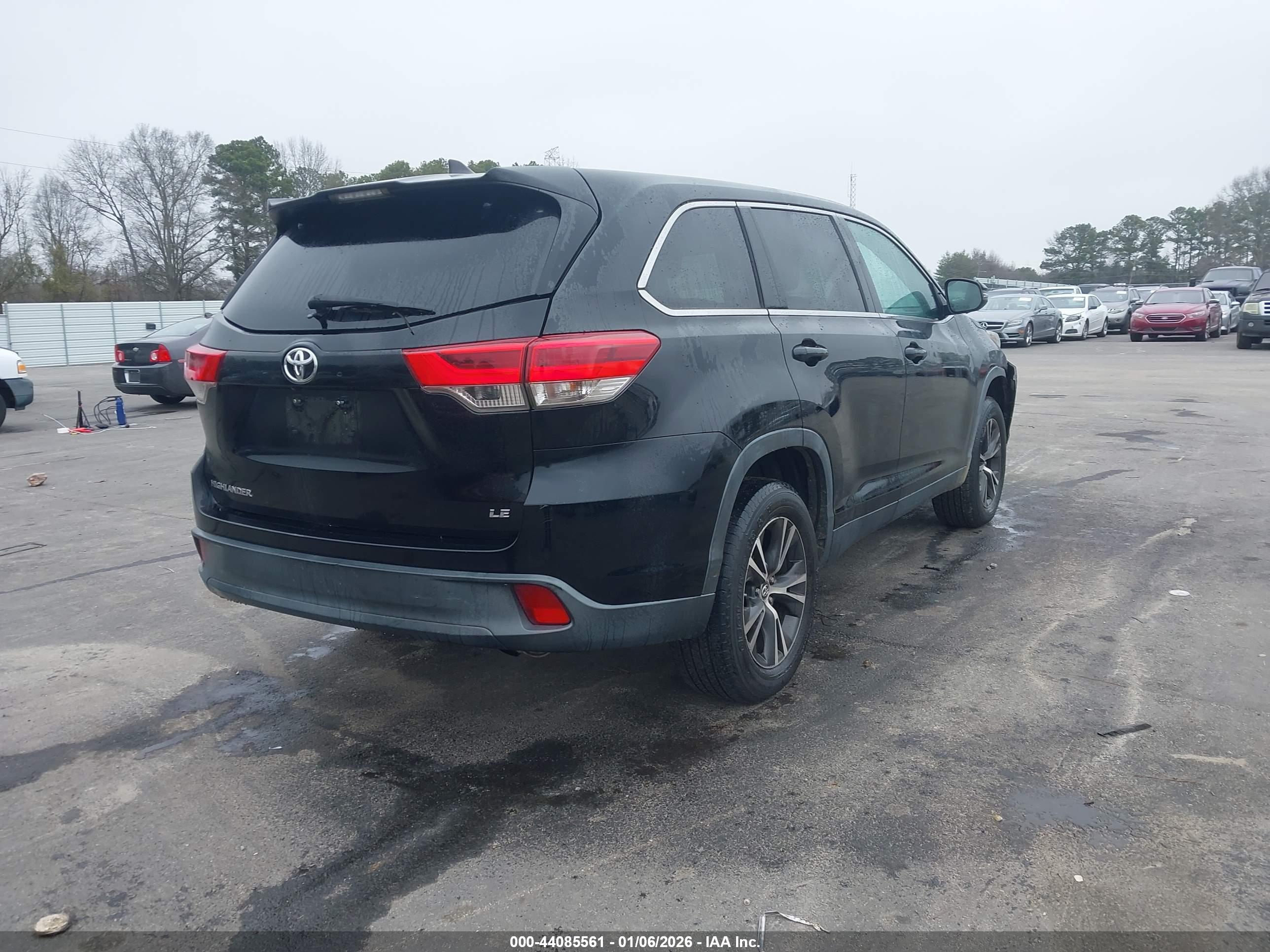 TOYOTA HIGHLANDER image 4