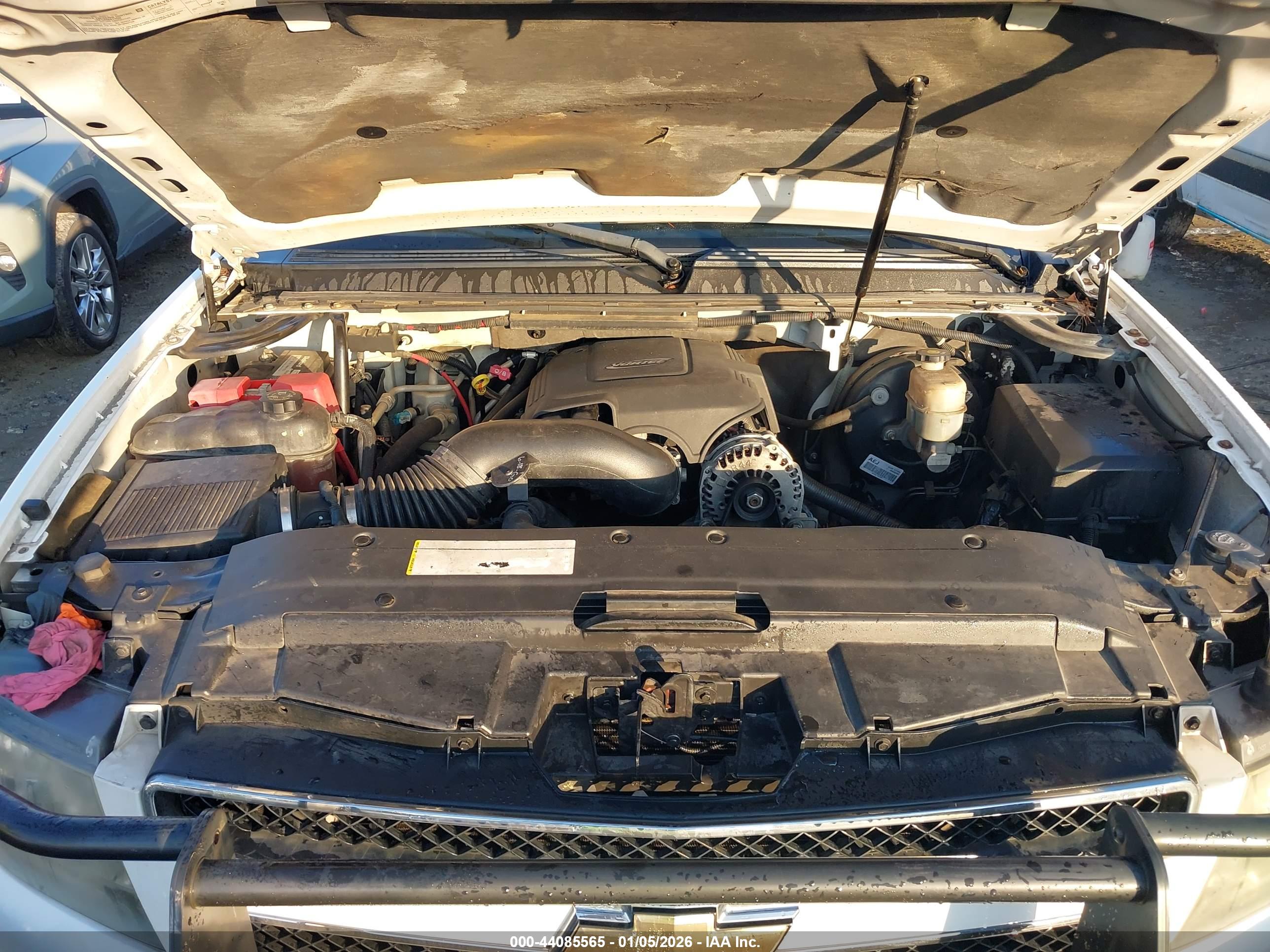CHEVROLET TAHOE image 10