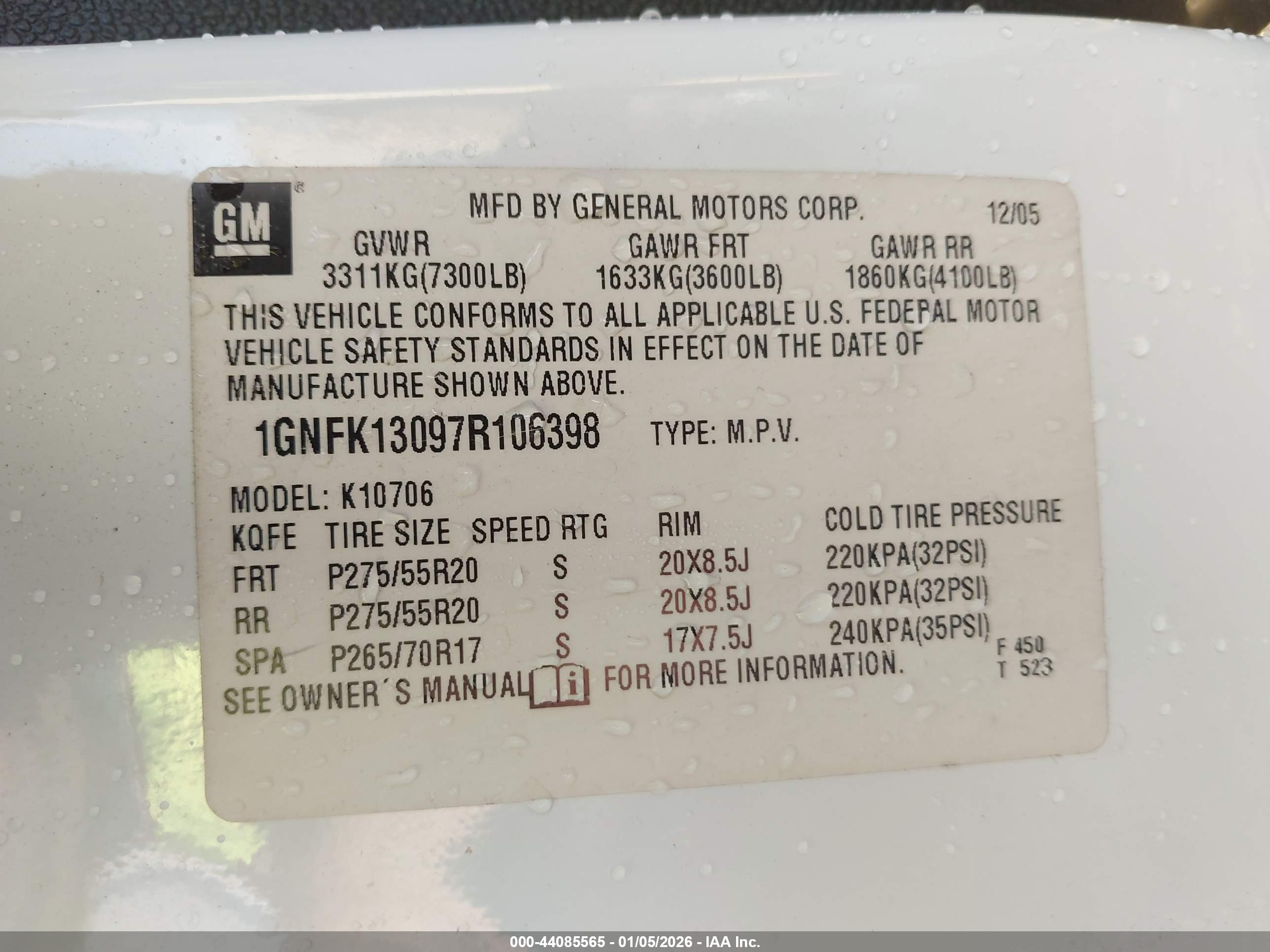 CHEVROLET TAHOE image 9