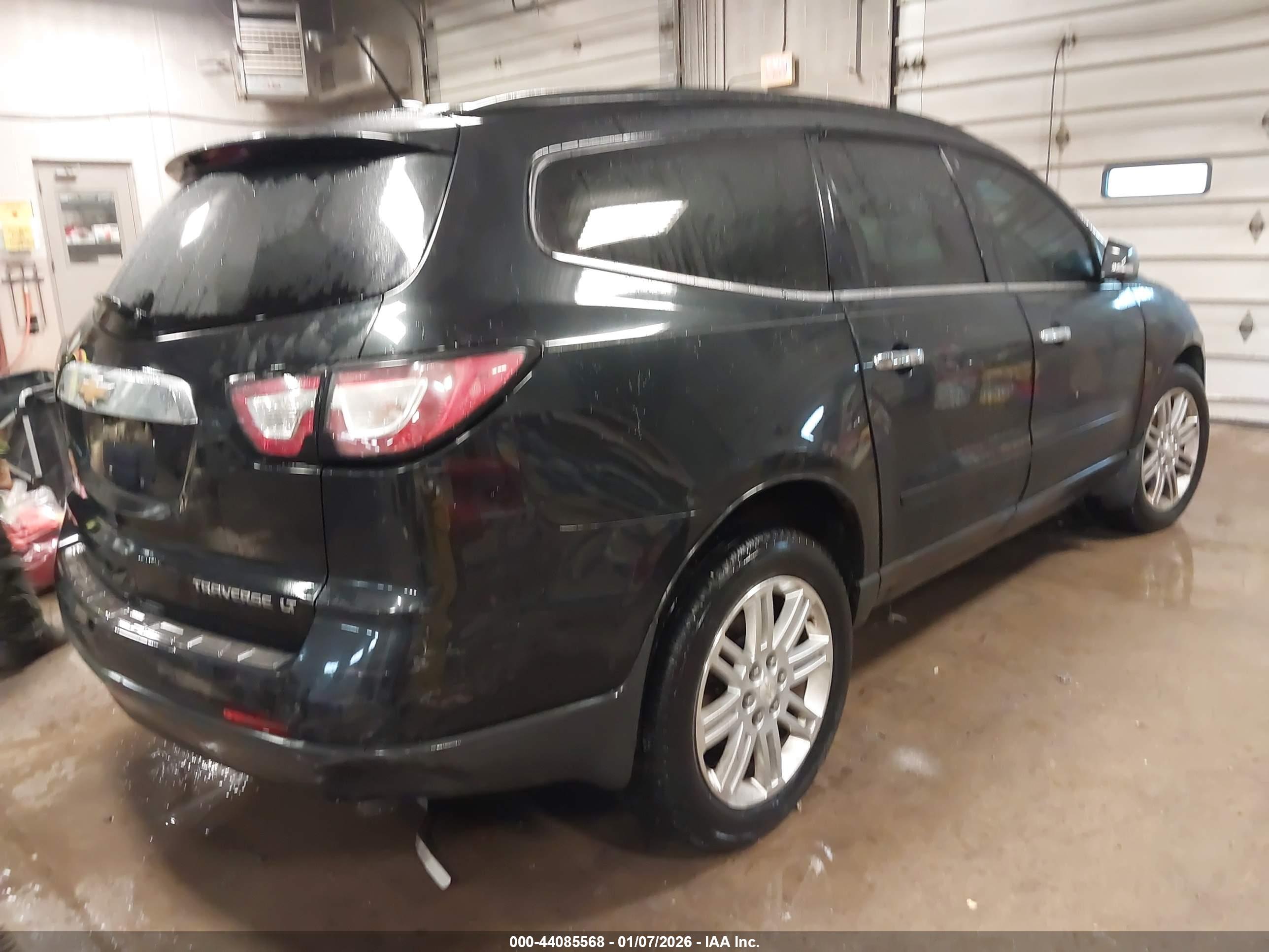 CHEVROLET TRAVERSE image 4