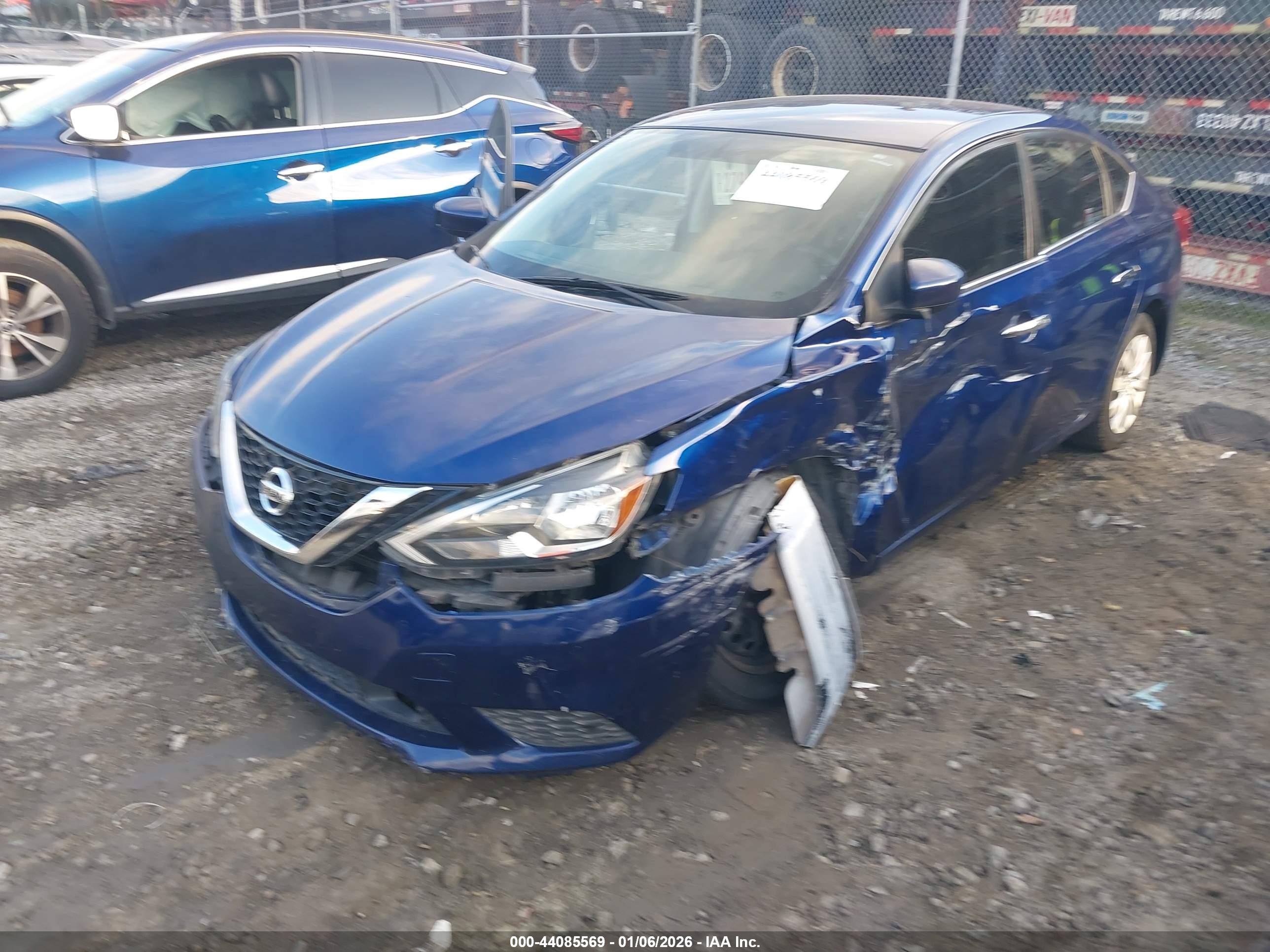 NISSAN SENTRA image 2
