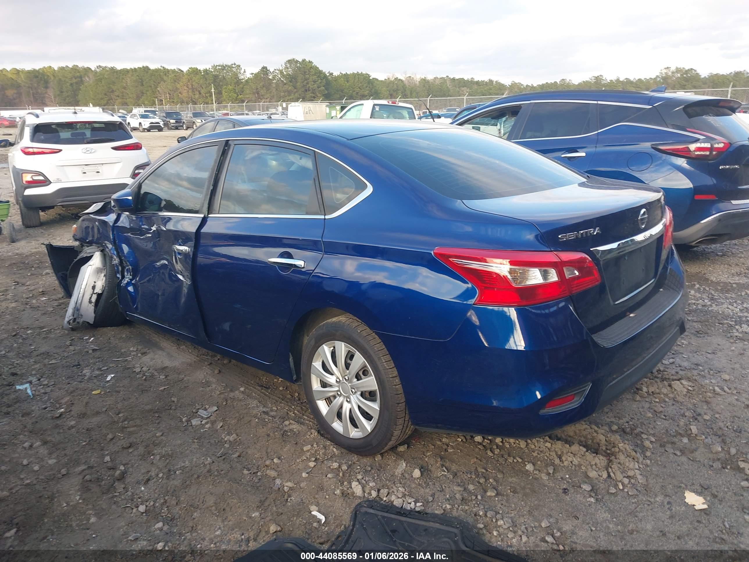 NISSAN SENTRA image 3