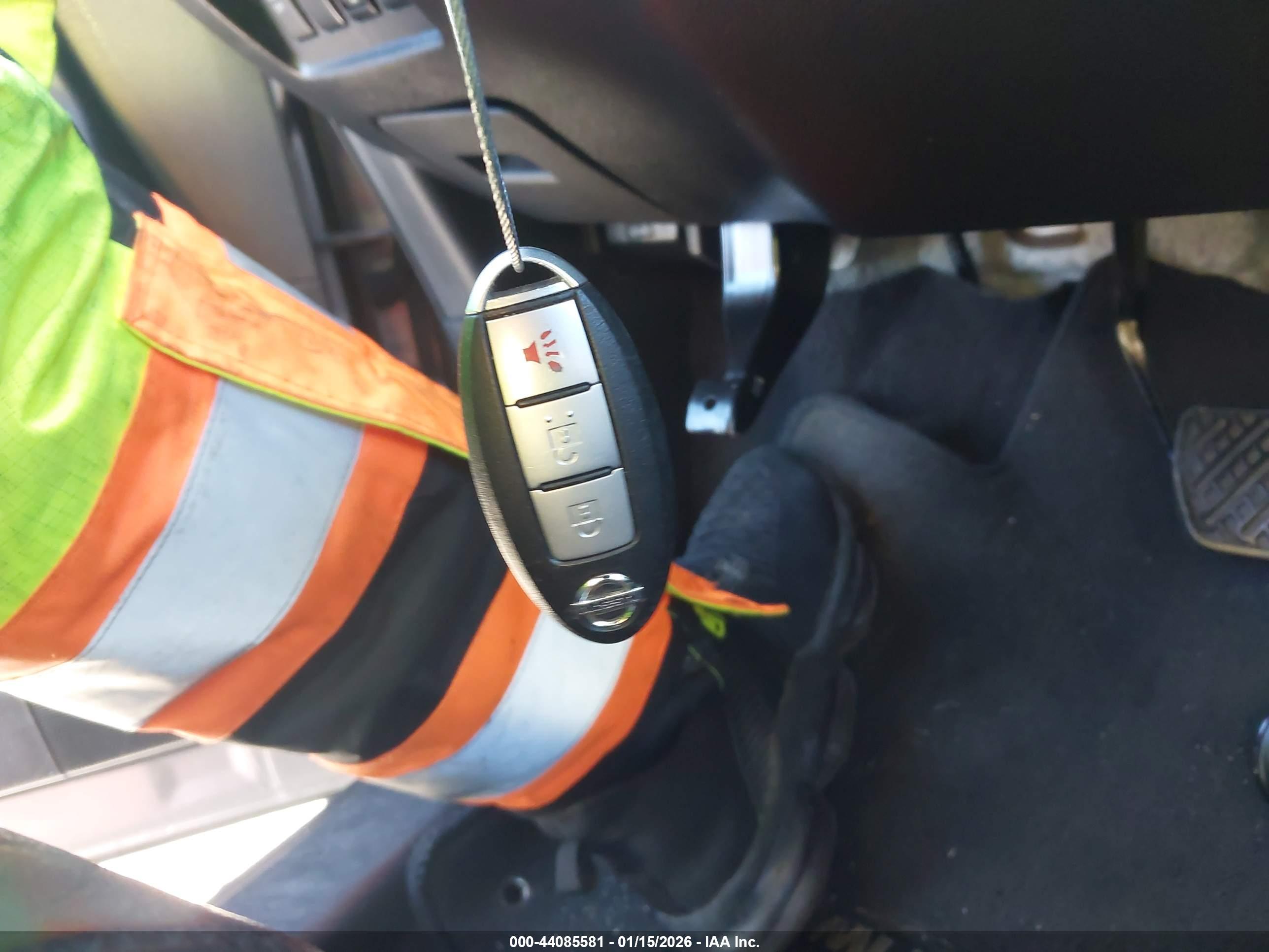 NISSAN MURANO image 11