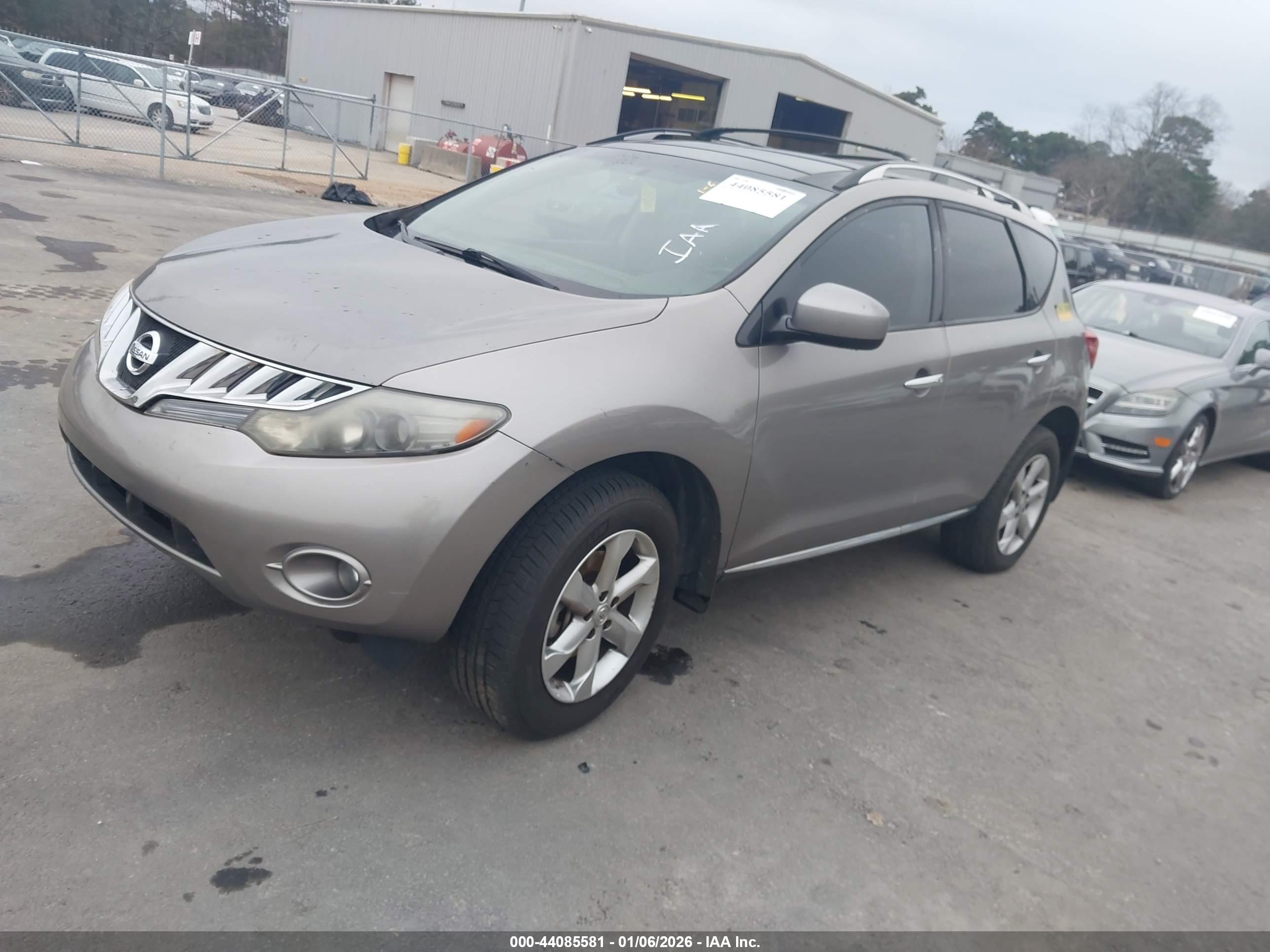 NISSAN MURANO image 2