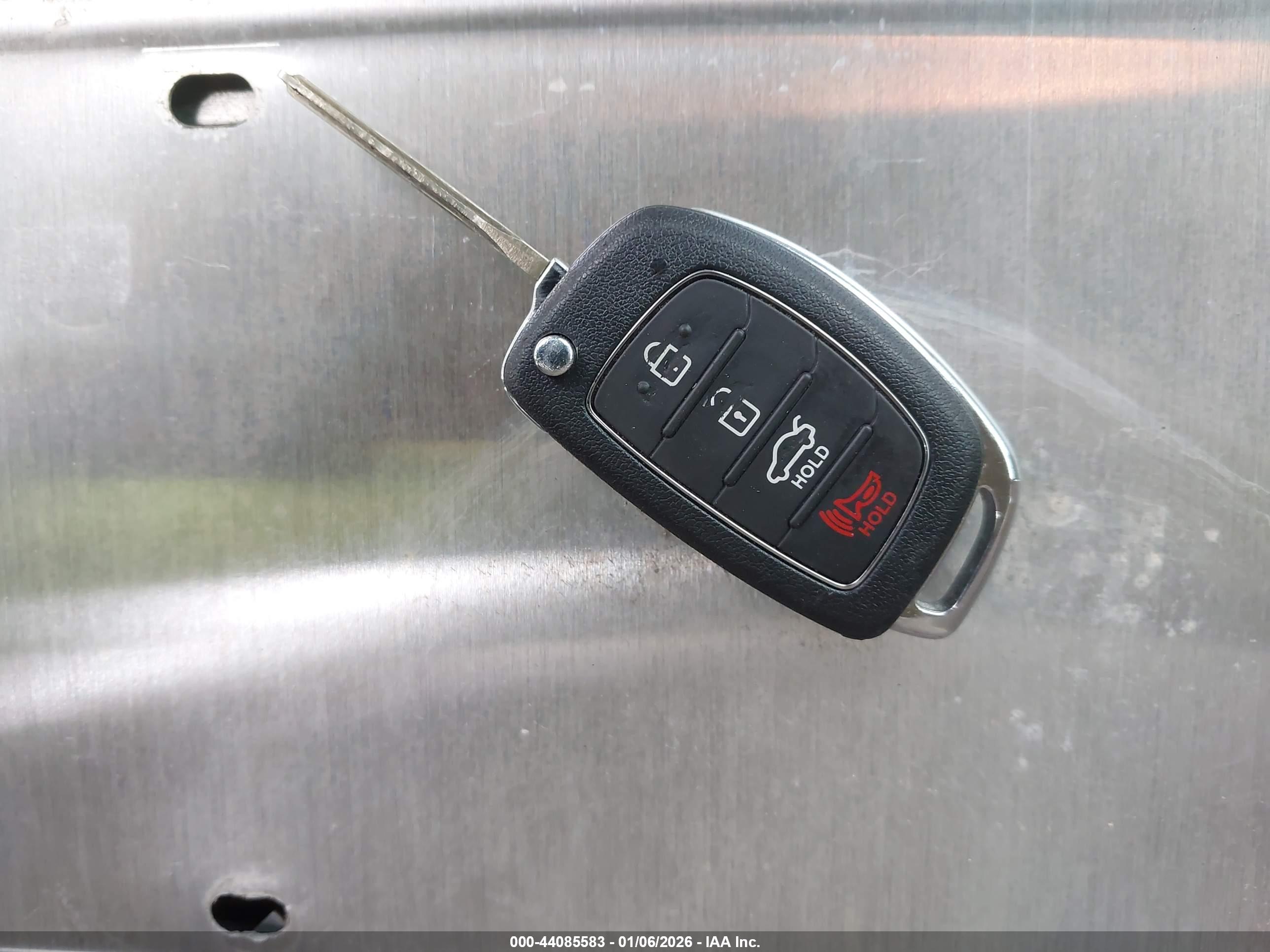 HYUNDAI SONATA image 11