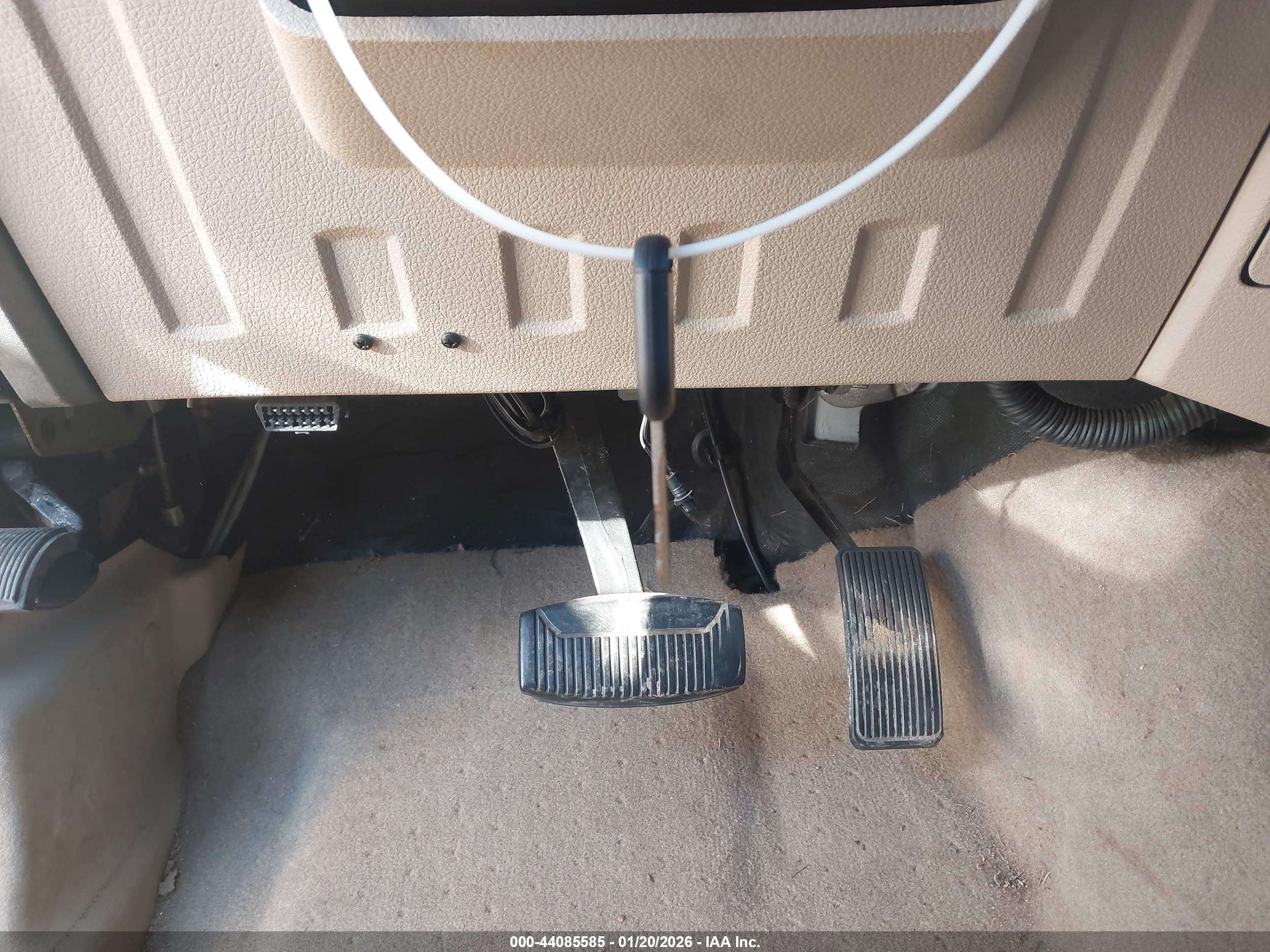 FORD F-250 image 11
