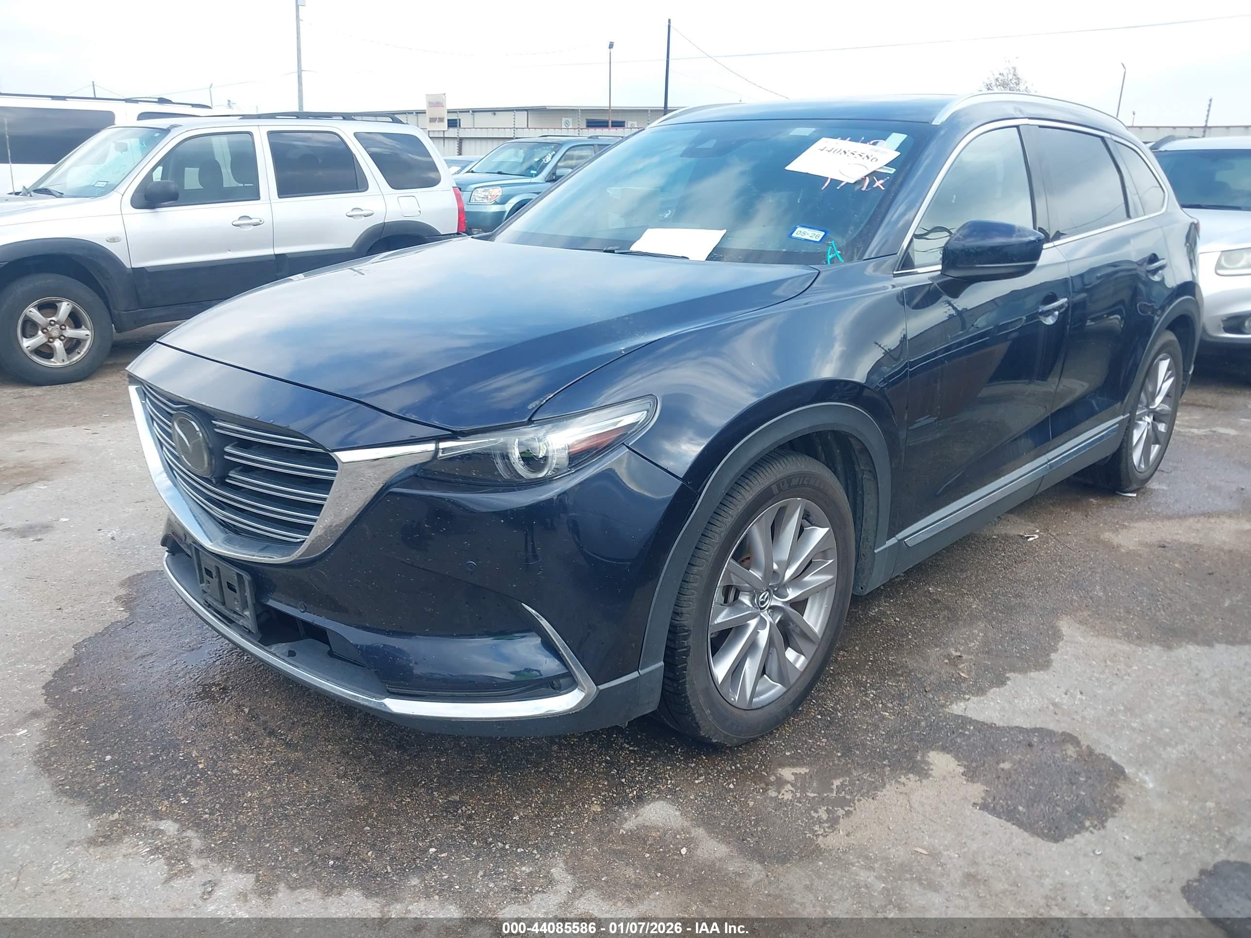 MAZDA CX-9 image 2