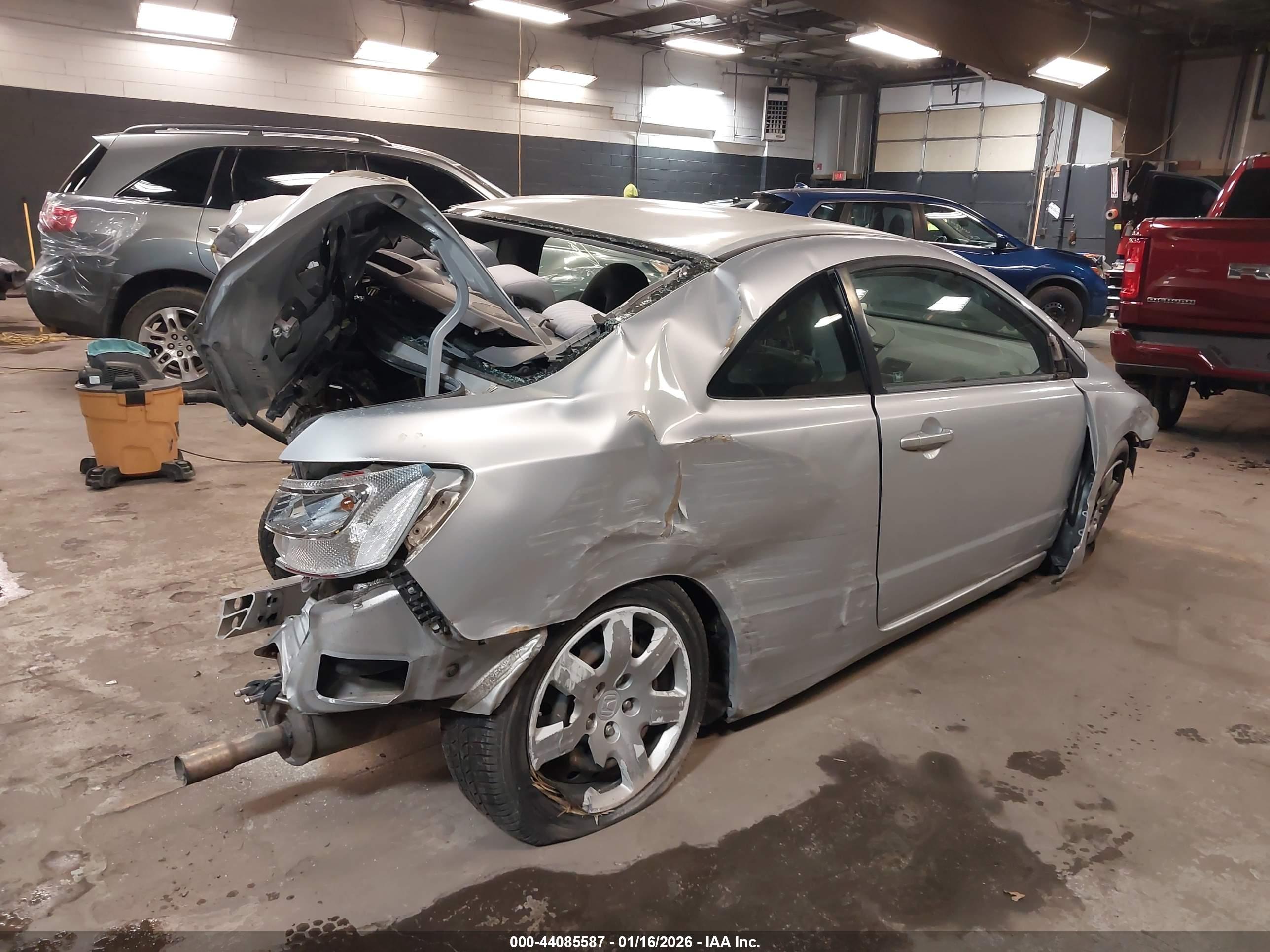 HONDA CIVIC image 4