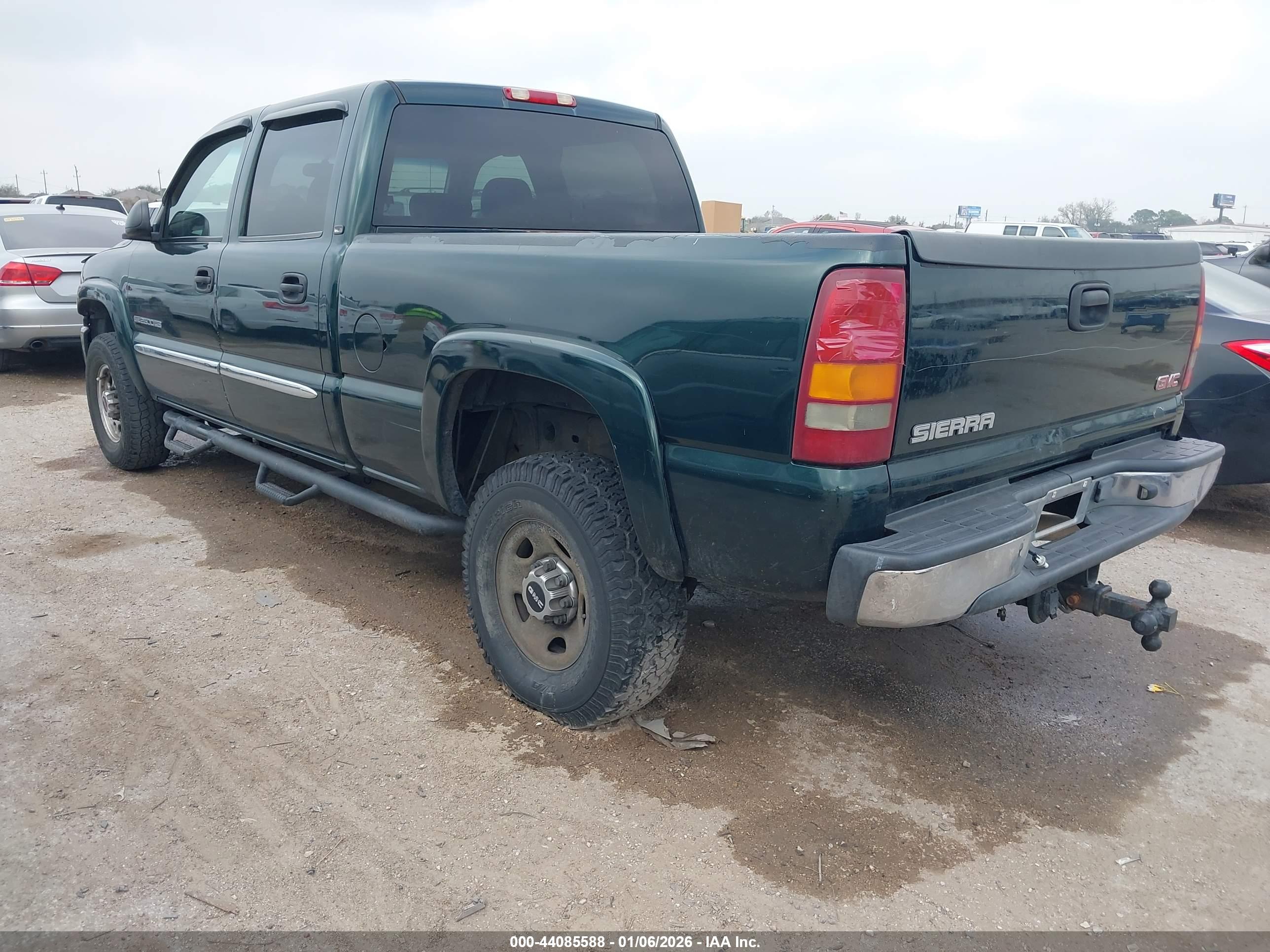 GMC SIERRA image 3