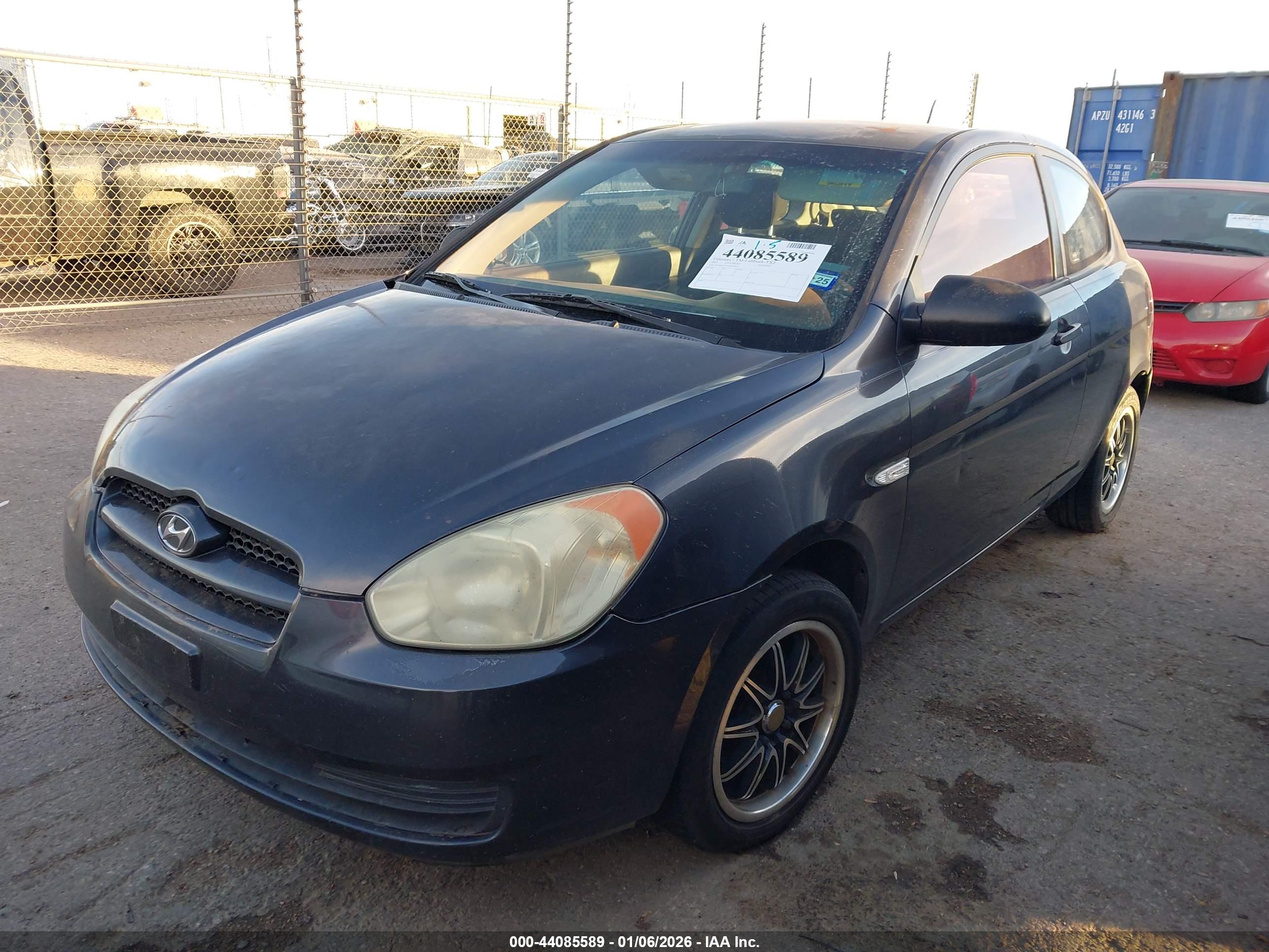 HYUNDAI ACCENT image 2
