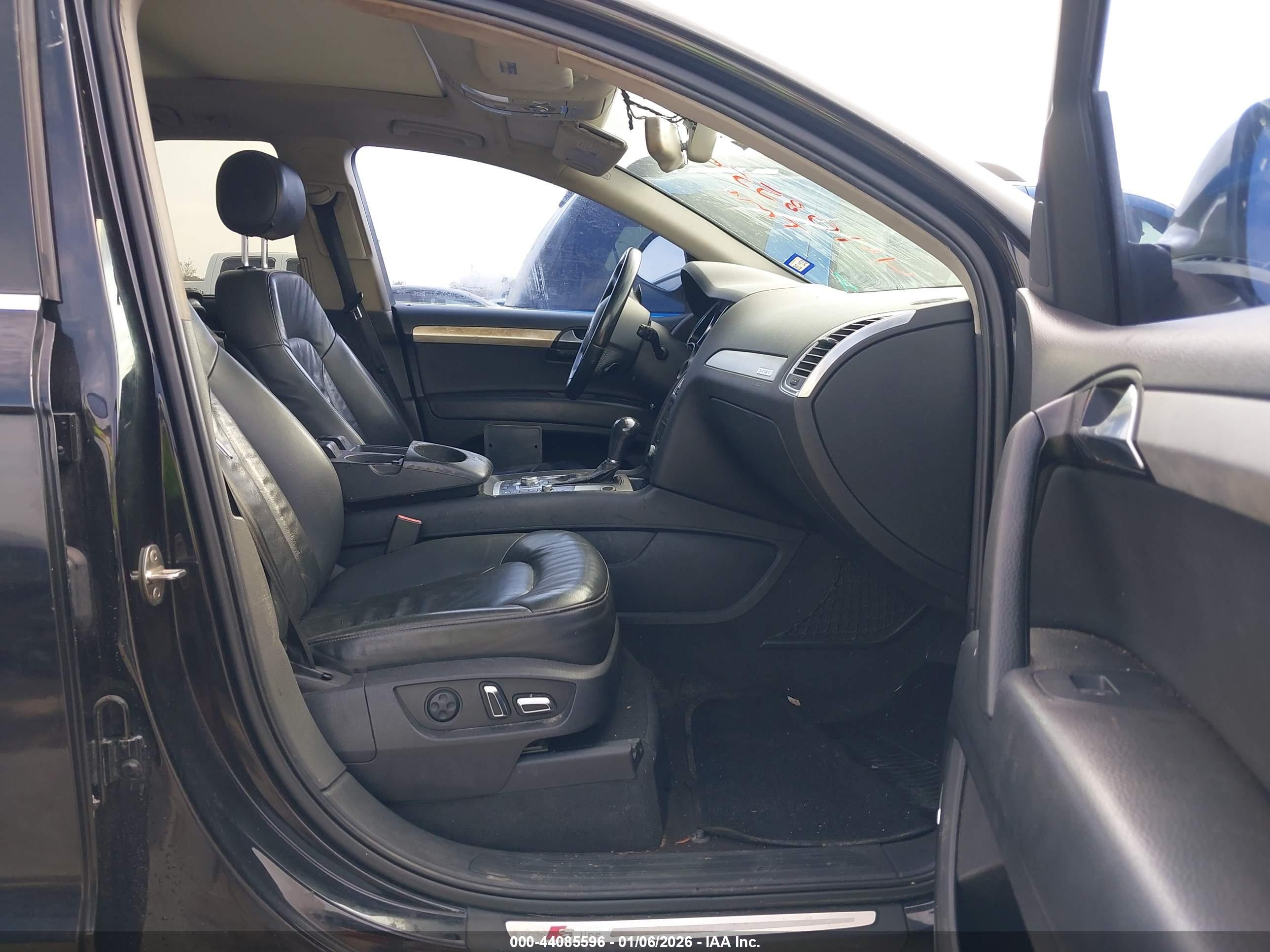 AUDI Q7 image 5