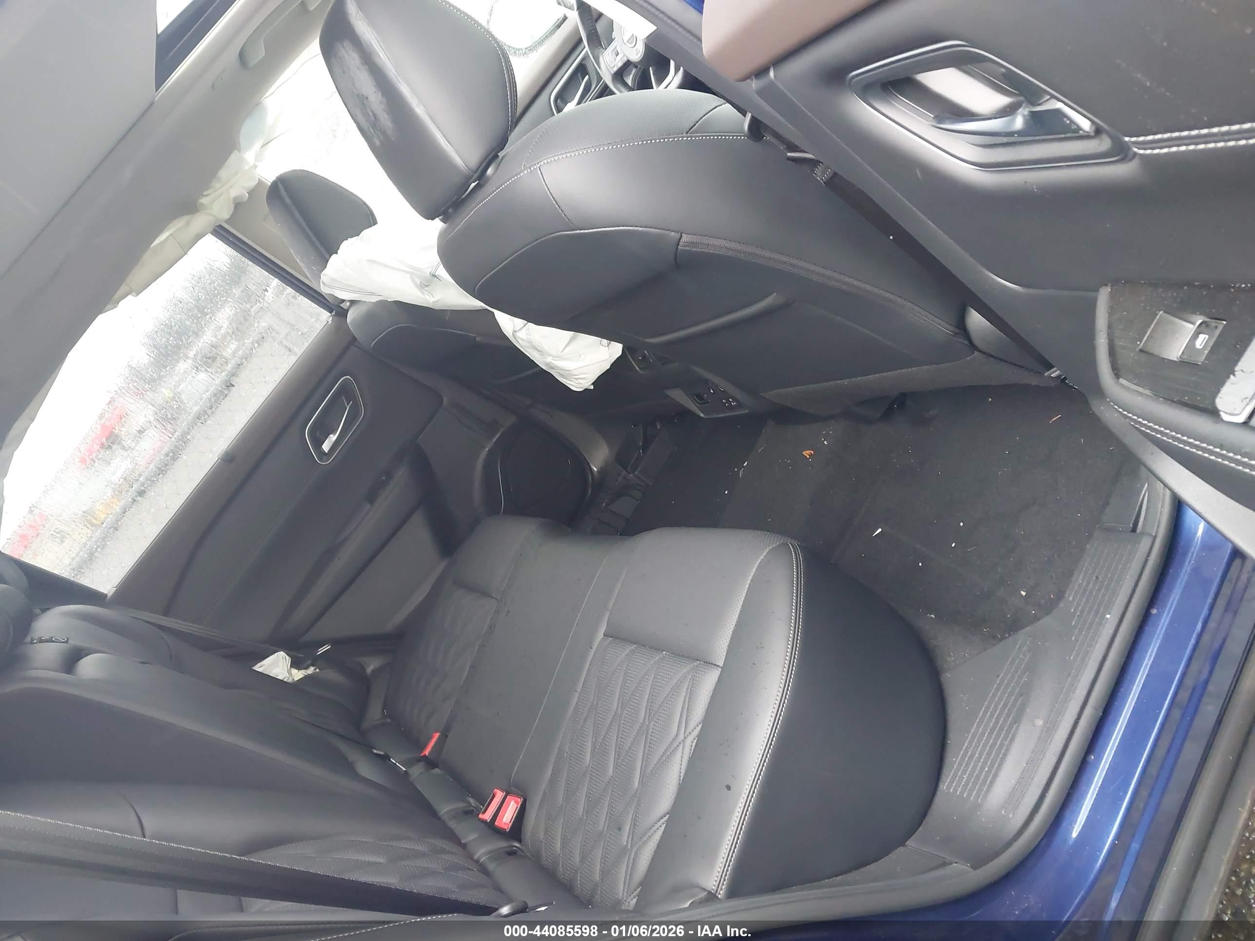 NISSAN ROGUE image 8