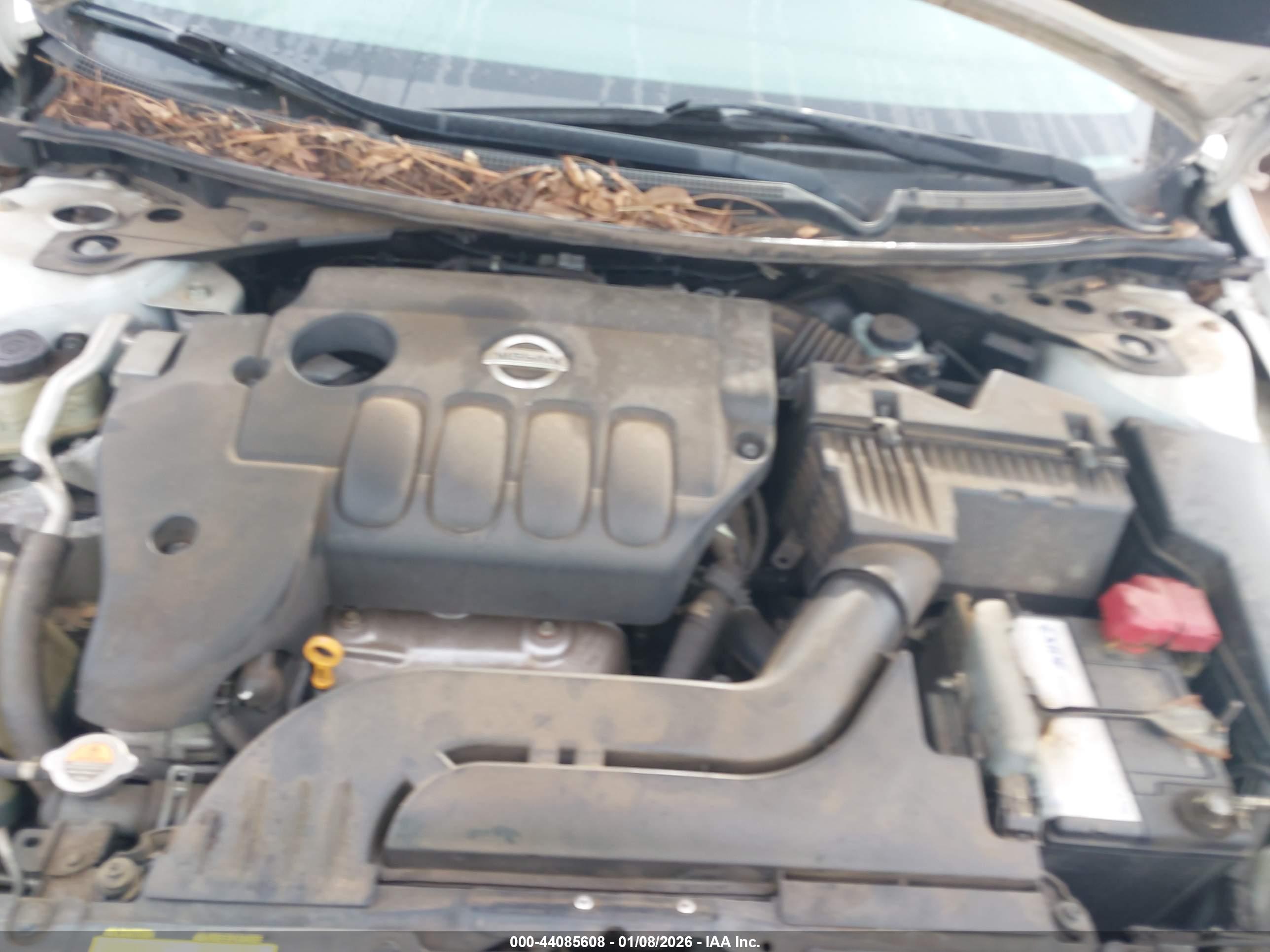 NISSAN ALTIMA image 10