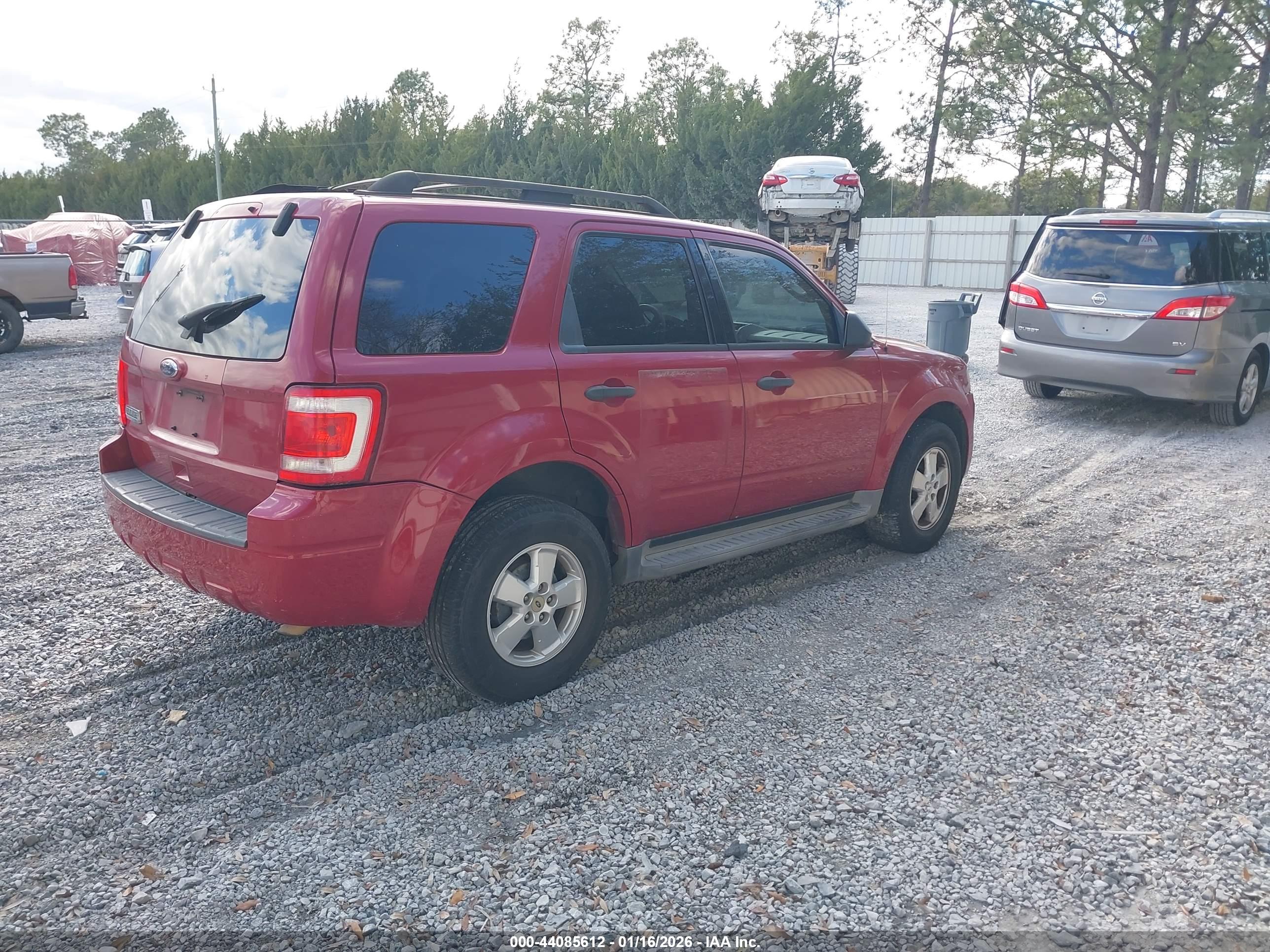 FORD ESCAPE image 4