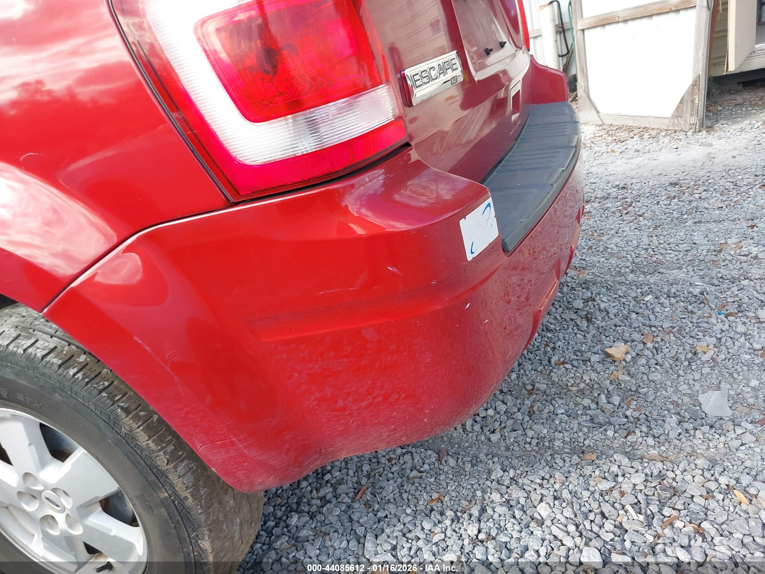 FORD ESCAPE image 6